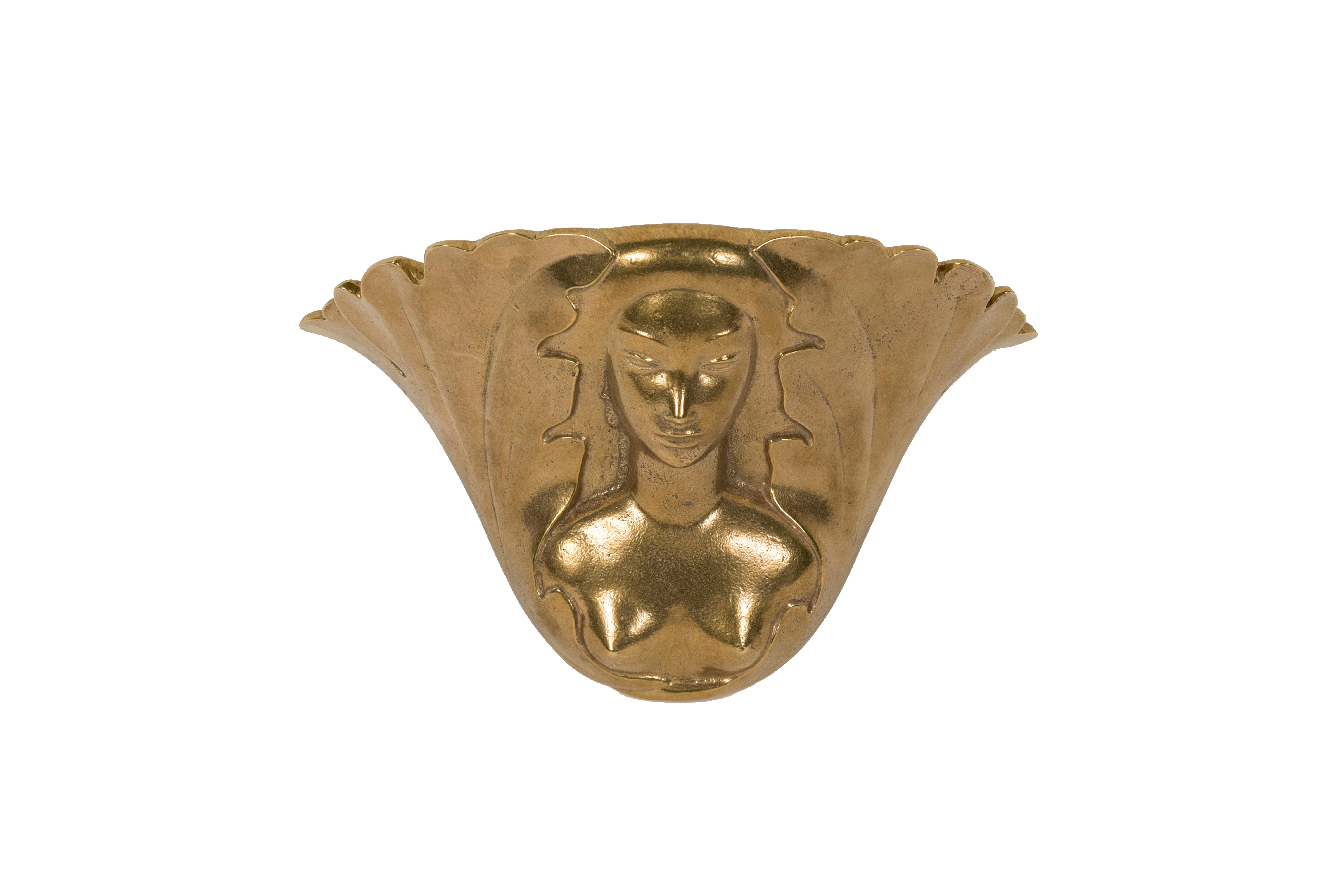 Rare paire d'appliques en bronze conçues par Riccardo Scarpa
Sculpteur français
1950's.