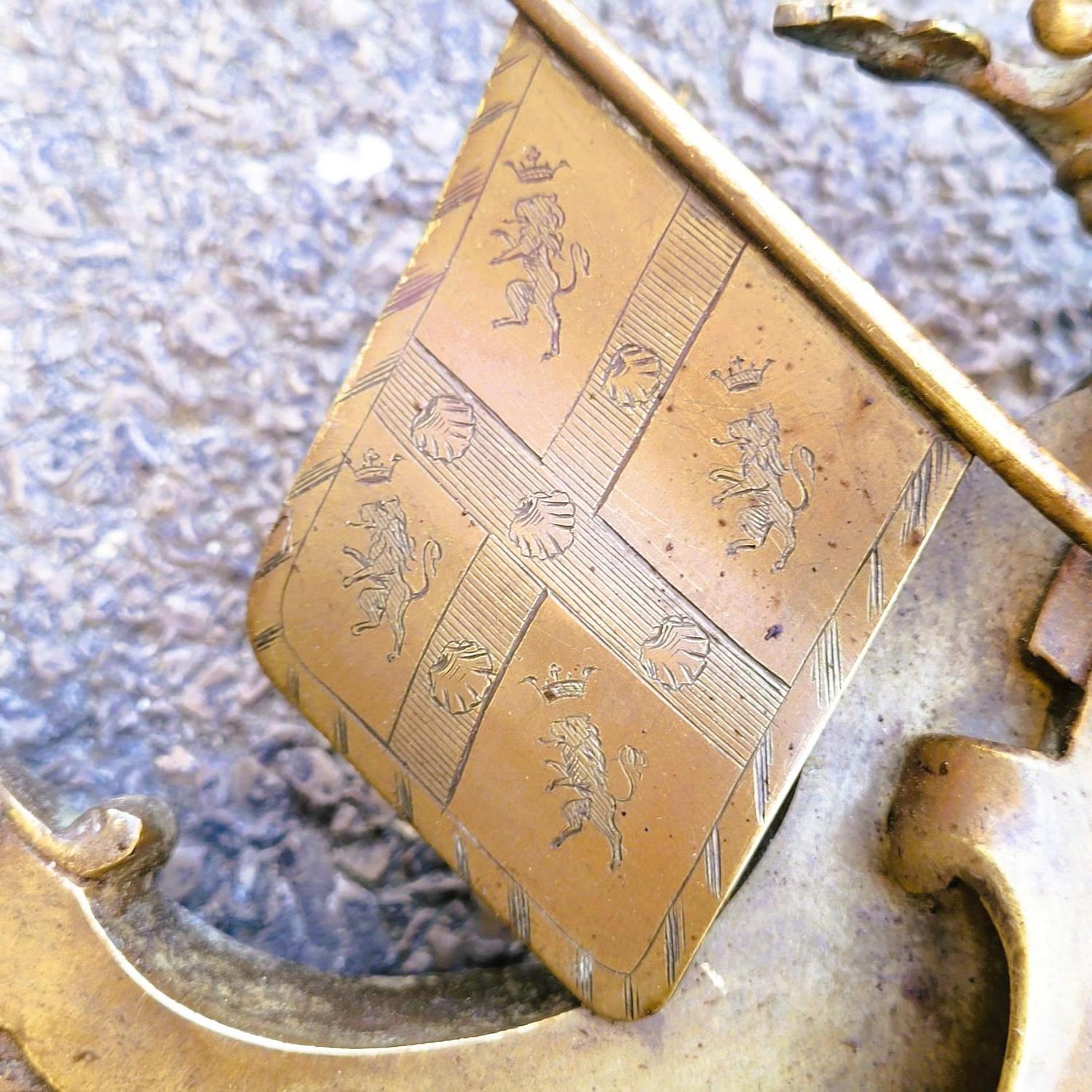 Coppia di applique in bronzo - Specchi, stile Luigi XIV, XIX secolo in vendita 1