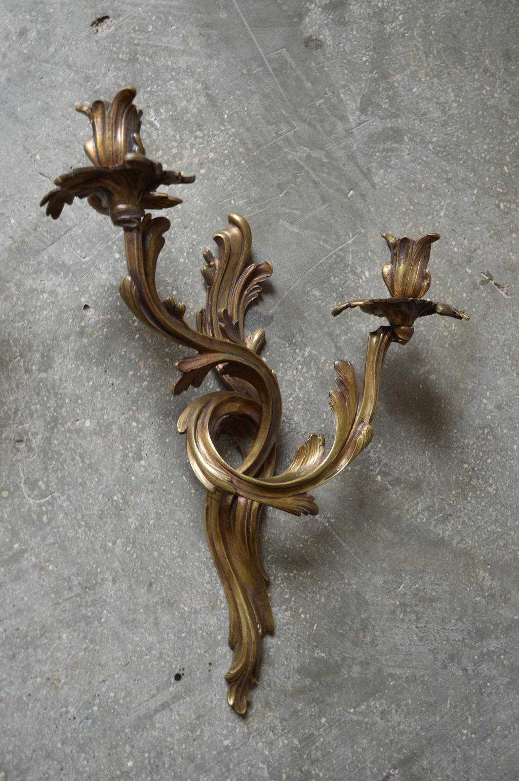 Pair of Bronze Wall Sconces Candelabra Rococo Louis XV Style, 1890s In Good Condition In L'Etang, FR