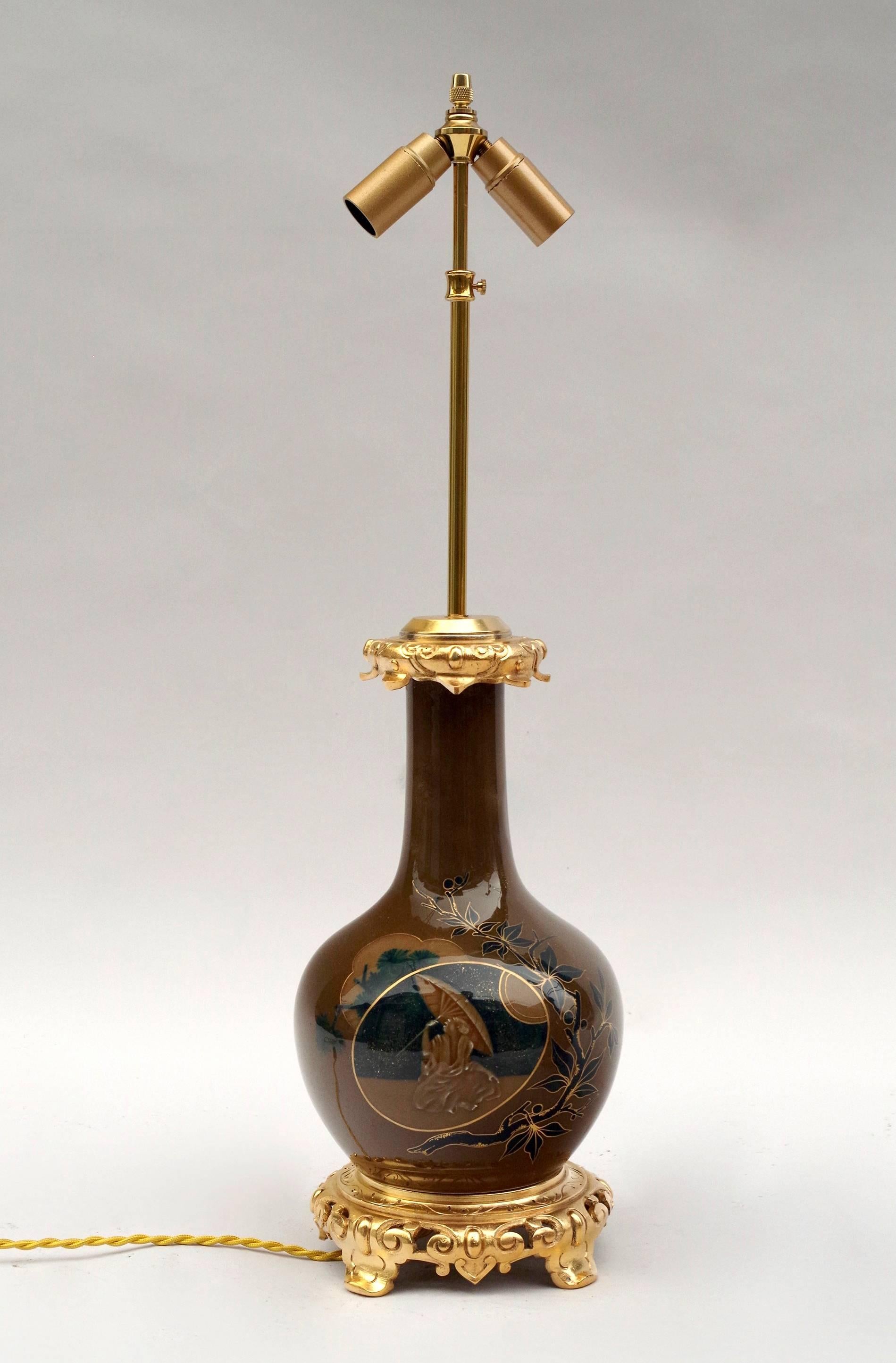 Gilt Pair of Brown and Blue Porcelain Lamps, Japanese Style, Late 19th Century For Sale