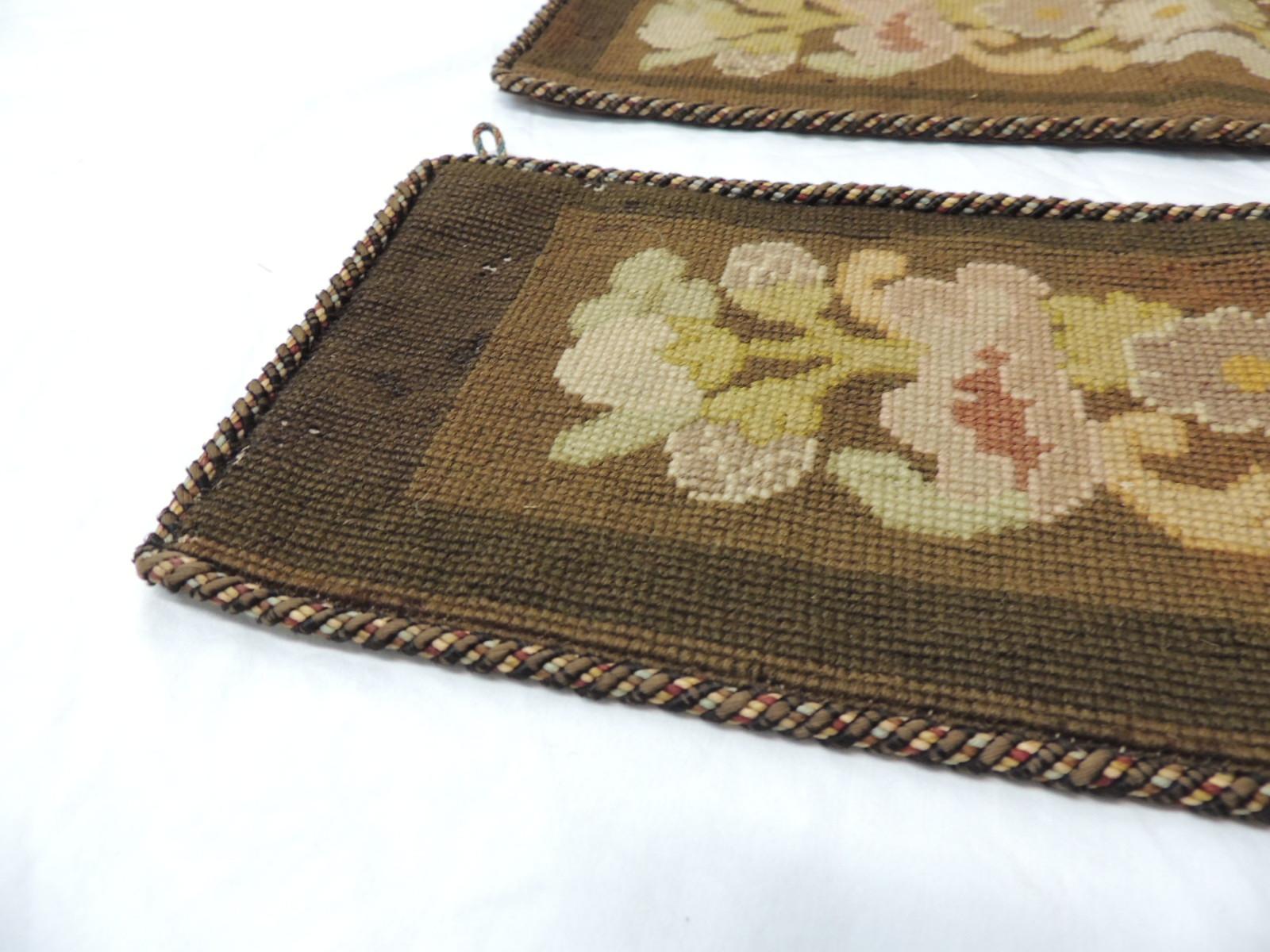 Pair of brown and gold antique needlepoint tapestry curtains tiebacks.
They have a rope trim all around and a small rope hooks for closing.
Size: 5.75