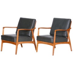 Pair of Brown and Grey Midcentury Oak and Leather Armchairs, 1940s