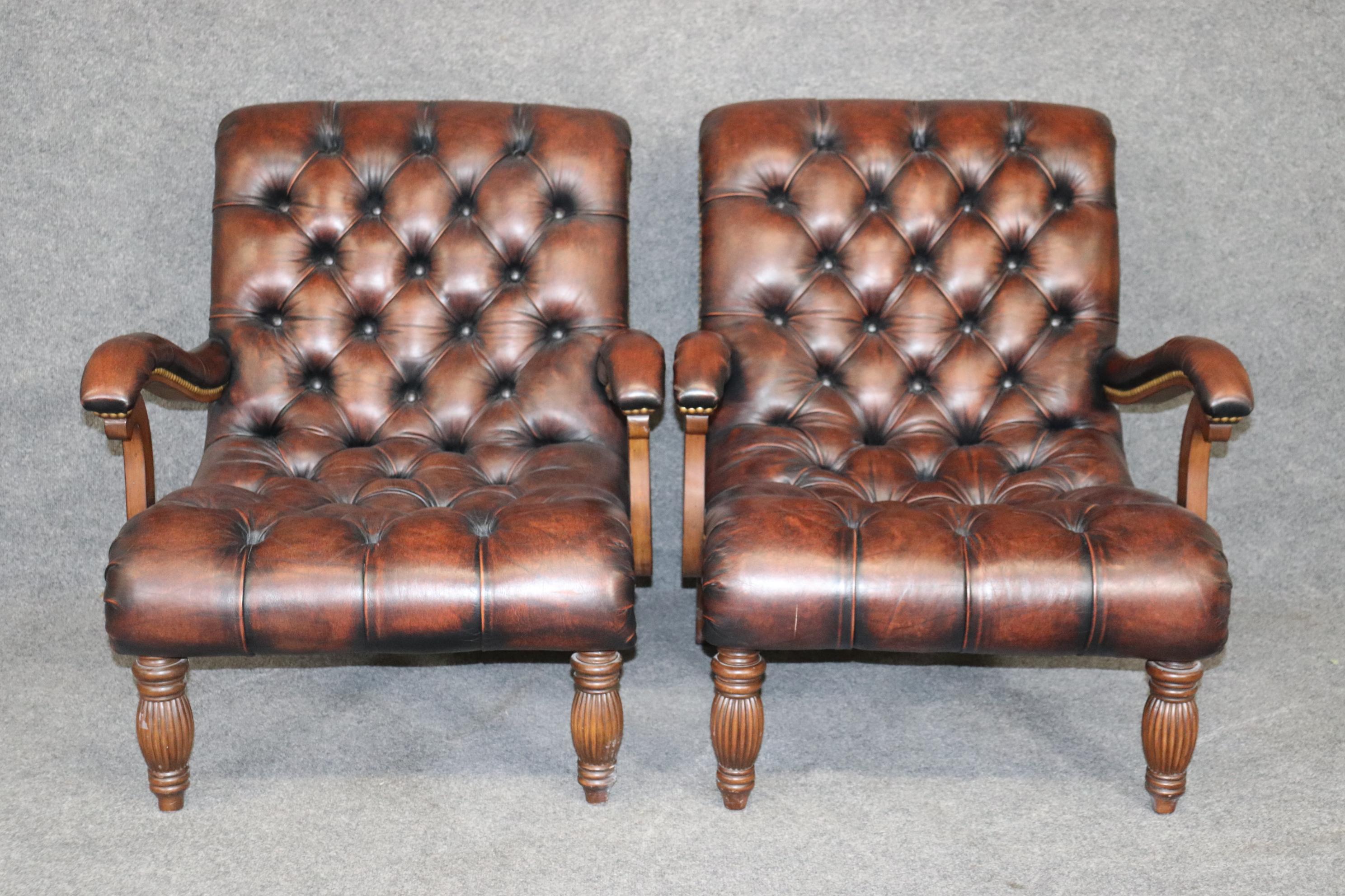 British Colonial Pair of Brown Antiqued Leather Plantation or Campeche Chairs with Ottoman 