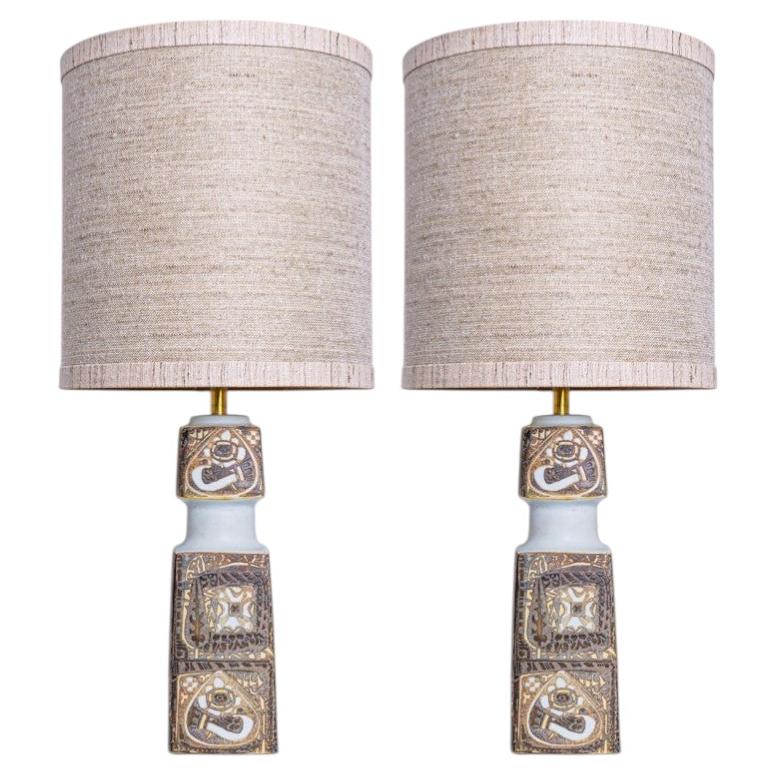 Paire de lampadaires en céramique brun-beige, abat-jour de R. Houben