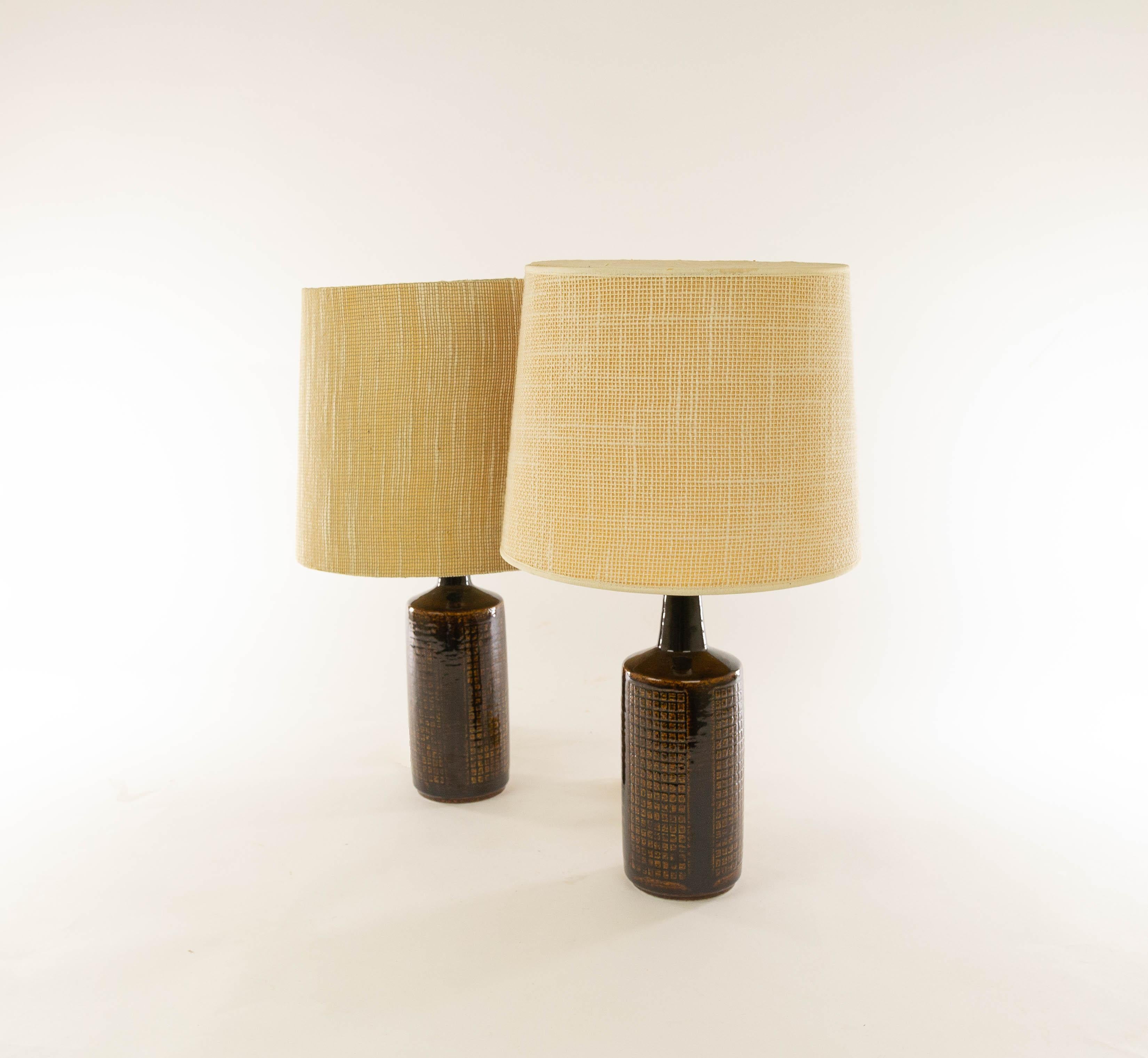Scandinavian Modern Pair of Brown DL/30 Table Lamps by Linnemann-Schmidt for Palshus, 1960s For Sale