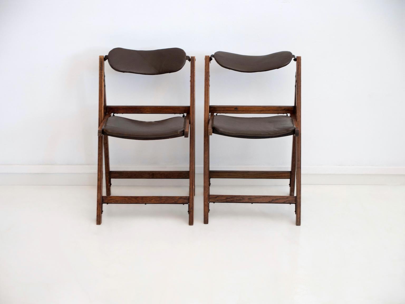 Rustic Pair of Brown Folding Chairs with Oak Frame