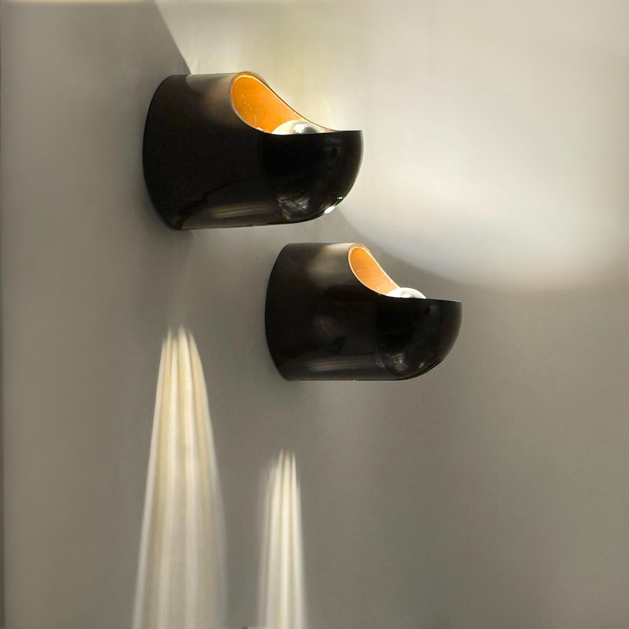 Pareja de Lámparas de Pared Gedy Marrones Makio Hasuike Años 70 Diseño Italiano NOS Plástico en venta