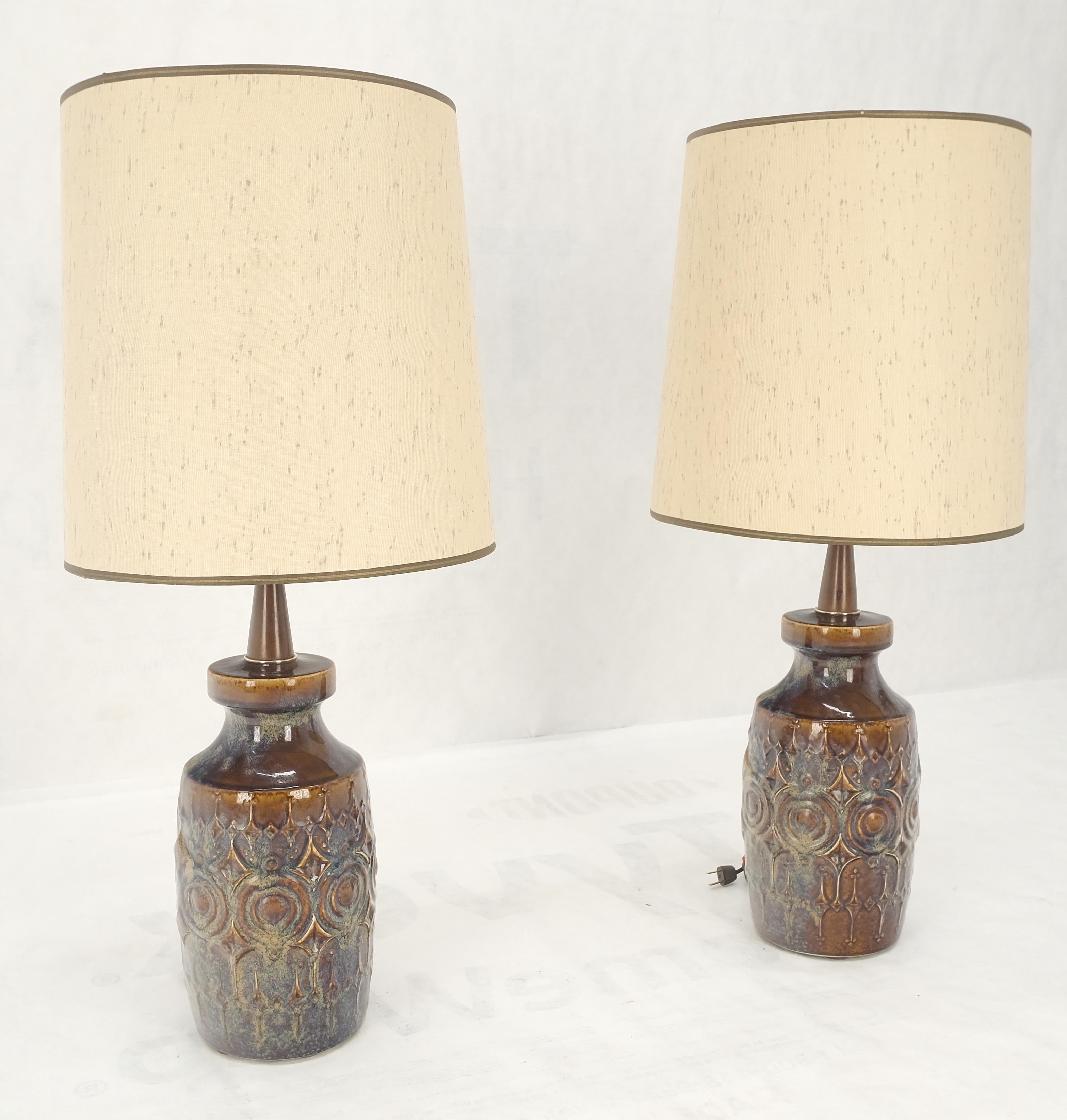 Pair of Brown Grey Blue Glazed Pottery Ceramic Vase Shape Table Lamp MINT! For Sale 3