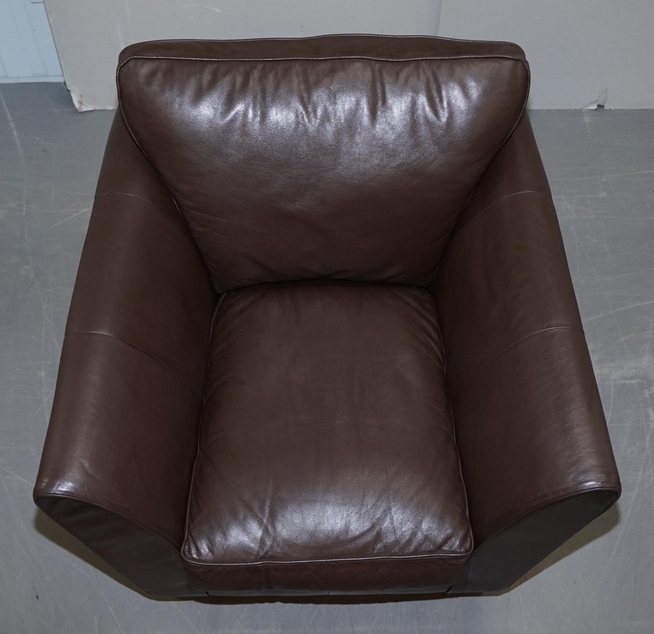 Pair of Brown Leather Armchairs Contemporary Club Armchairs Elegant Lines 9