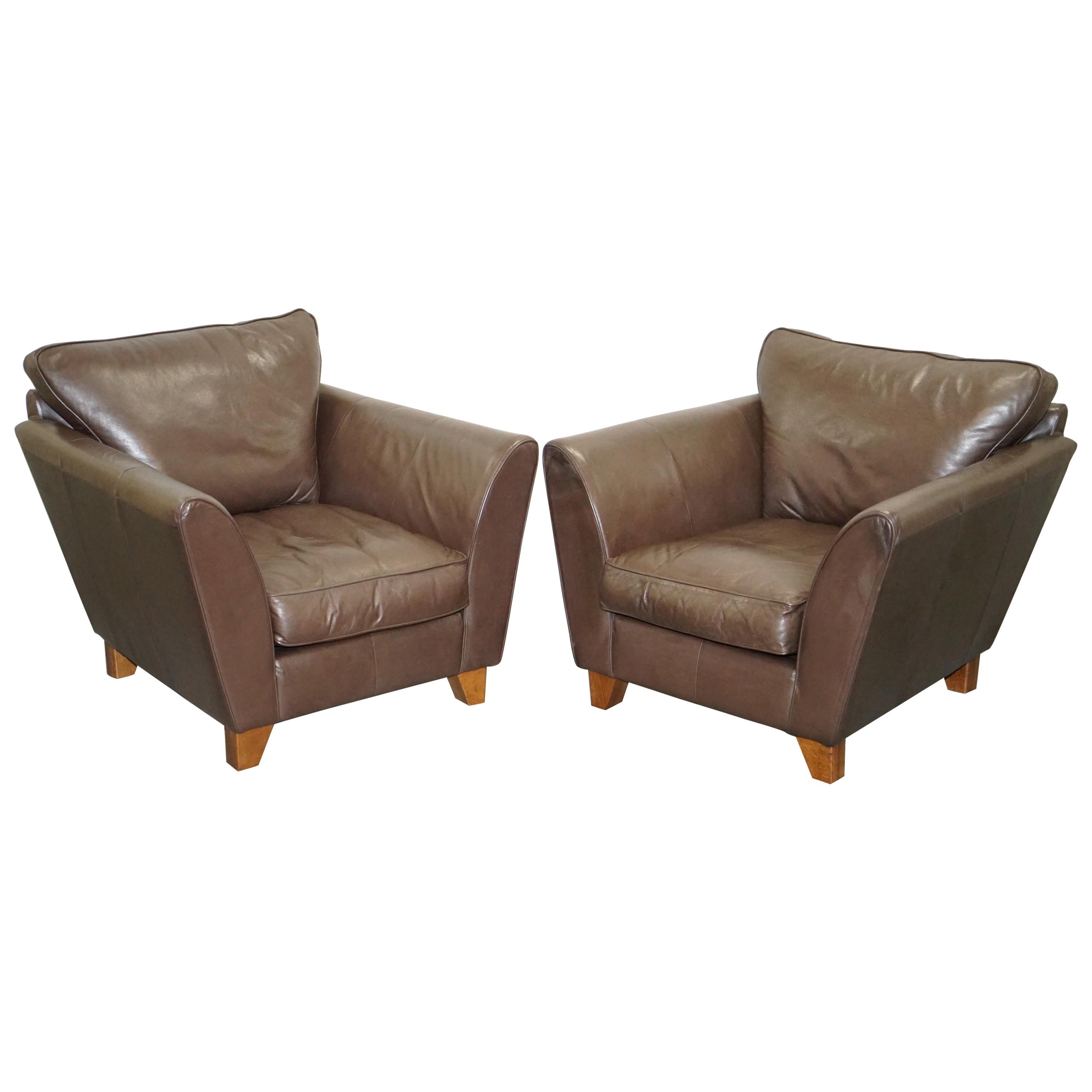Pair of Brown Leather Armchairs Contemporary Club Armchairs Elegant Lines