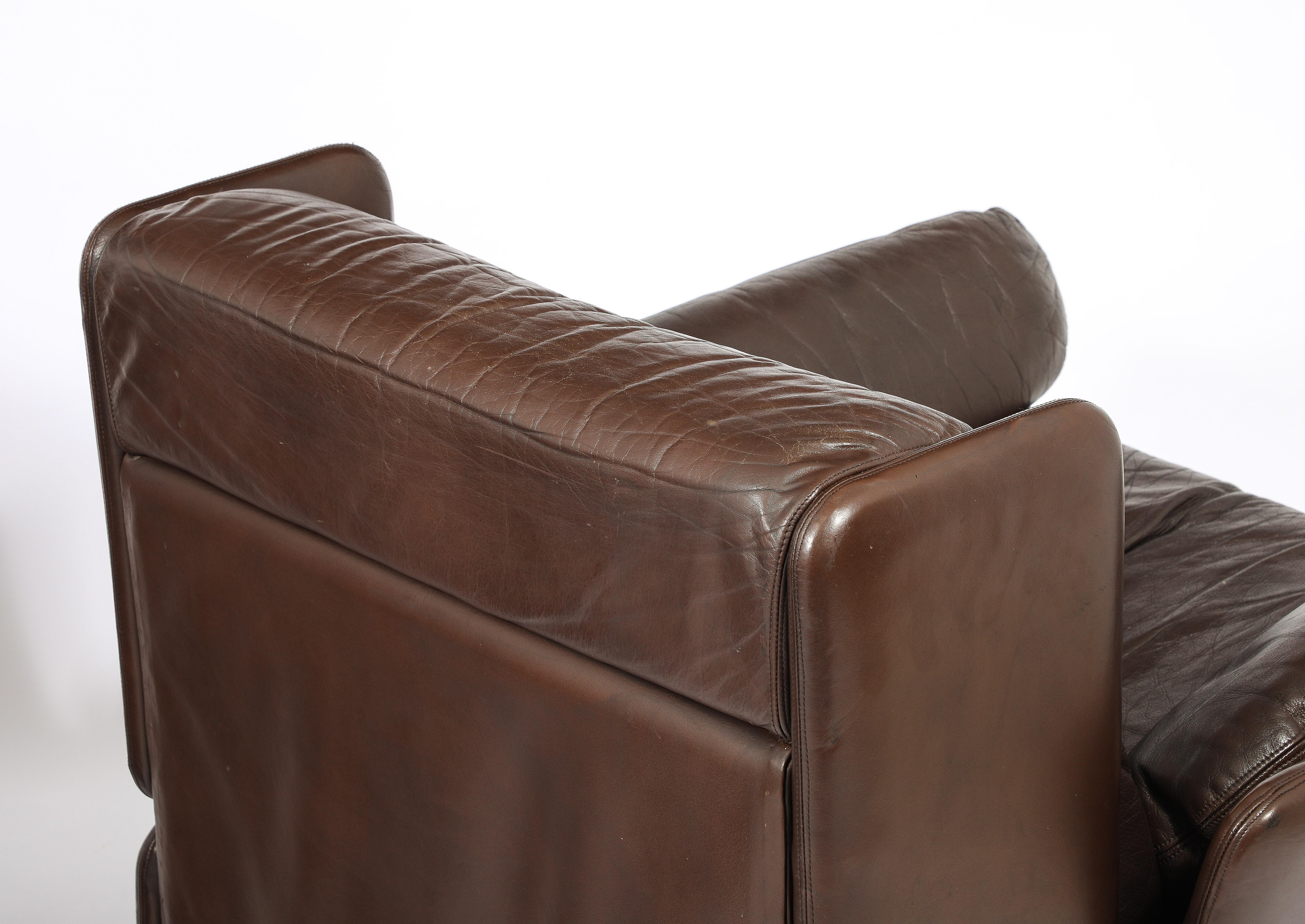 Paar Brown Leder De Sede Amrchairs, Schweiz 1970er Jahre im Angebot 3