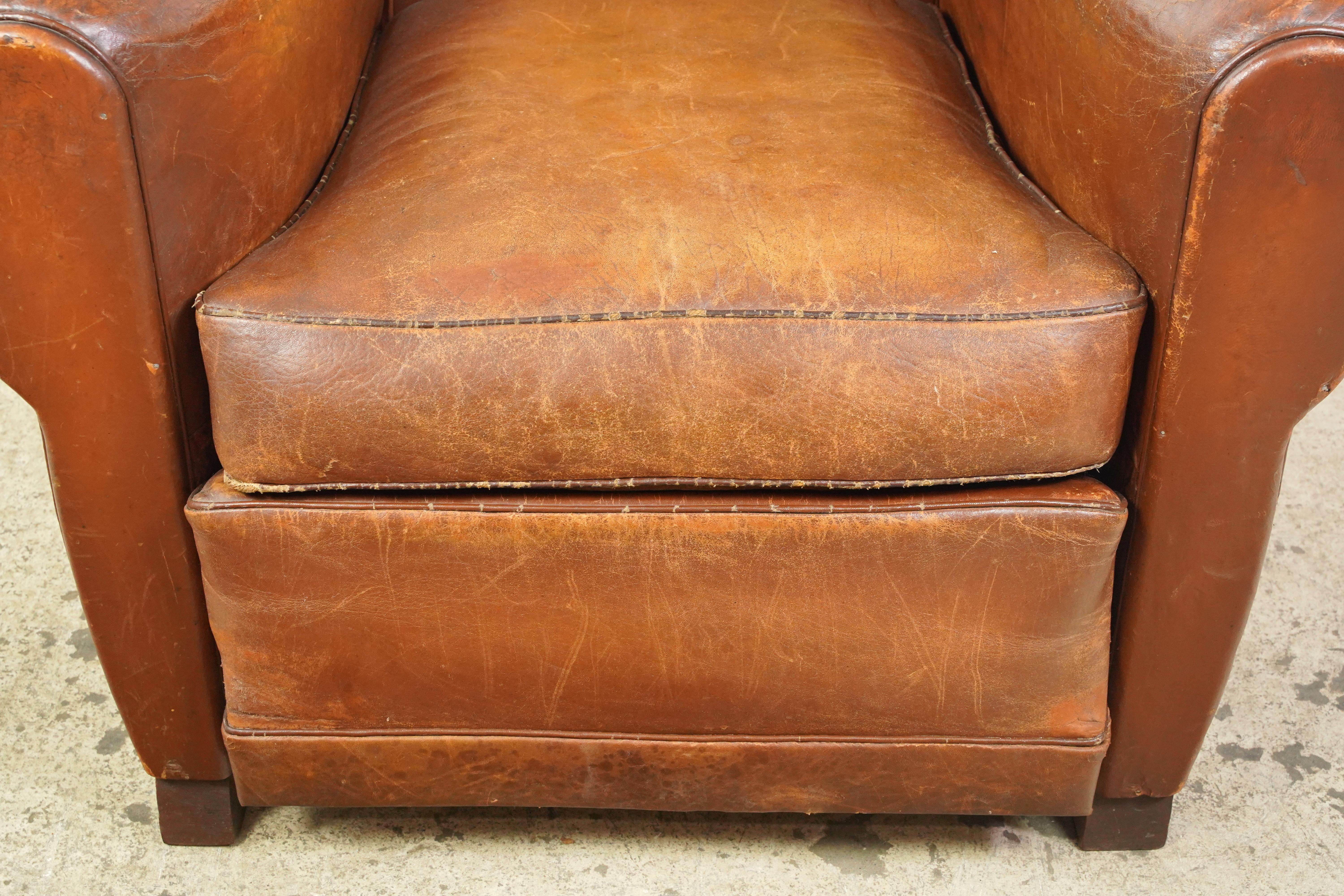 Mid-Century Modern Pair of Brown Leather French Moustache Club Chairs For Sale