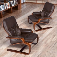 Pair of Brown Leather Scandinavian Cantilever Teak Bentwood Sling Chairs