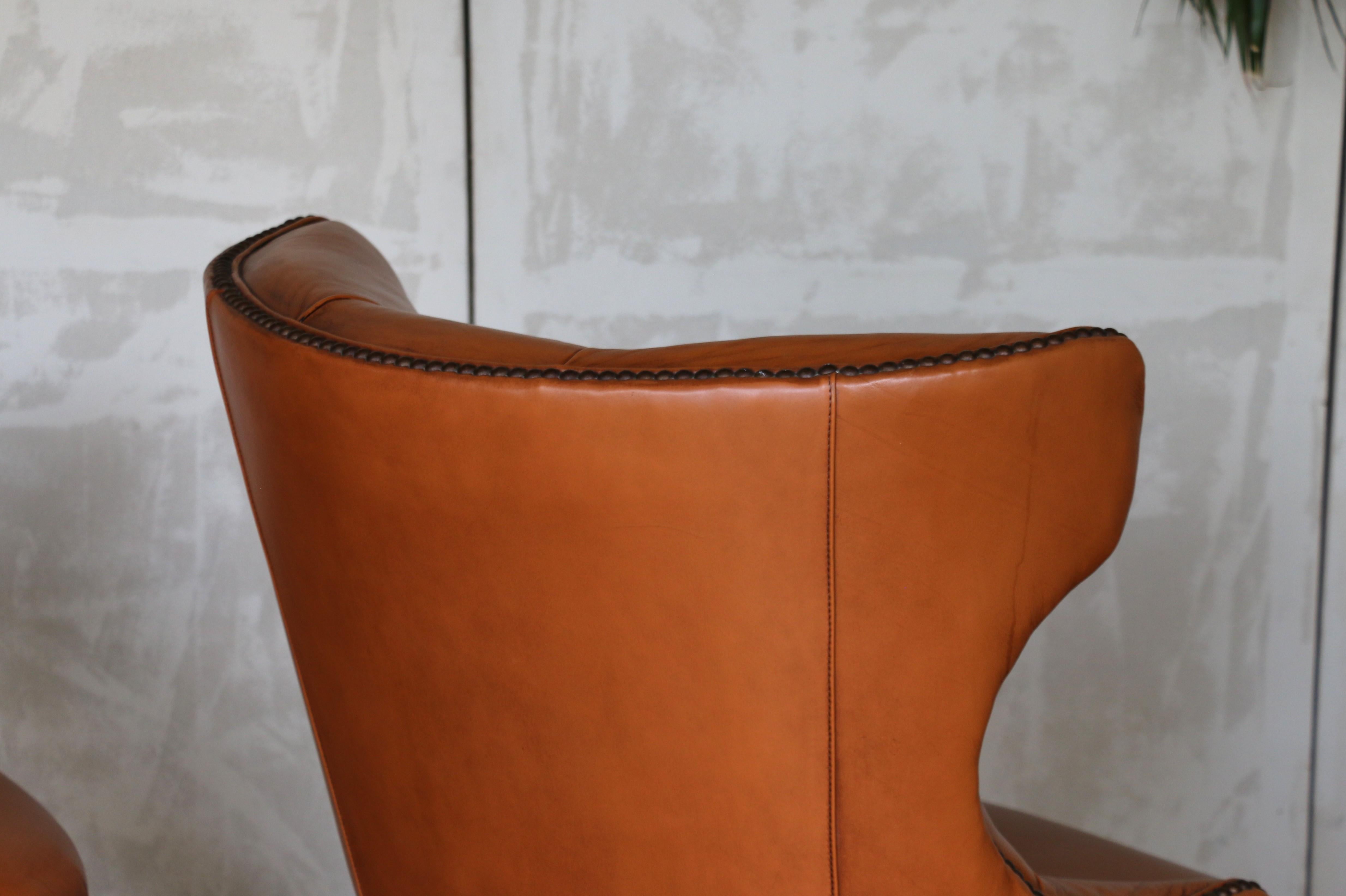 Paire de chaises d'appoint de bibliothèque en cuir brun capitonné par Century Furniture, années 1990 en vente 8