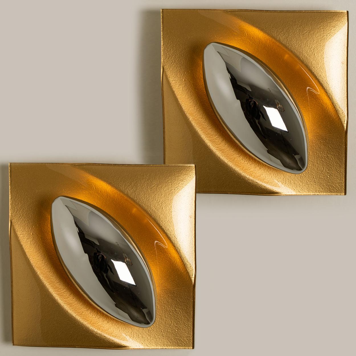 Pair of Brown Metal Glass Space Age Wall Lights, Italy, 1970s In Good Condition For Sale In Rijssen, NL