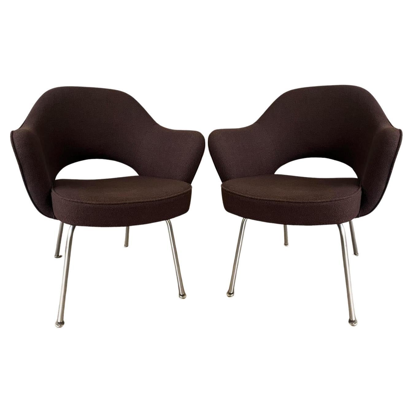 Pair of Brown Saarinen Executive / Dining Chairs or Knoll 