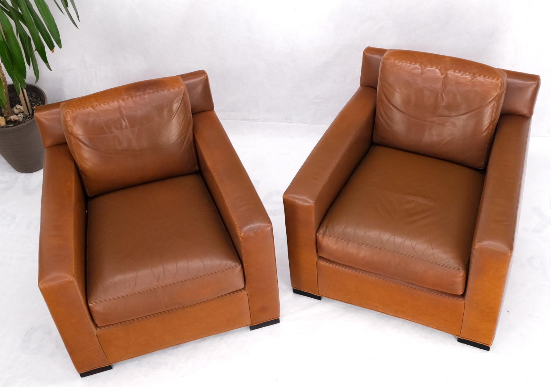 Pair of Brown Tan Leather Lounge Chairs by Coach In Good Condition For Sale In Rockaway, NJ