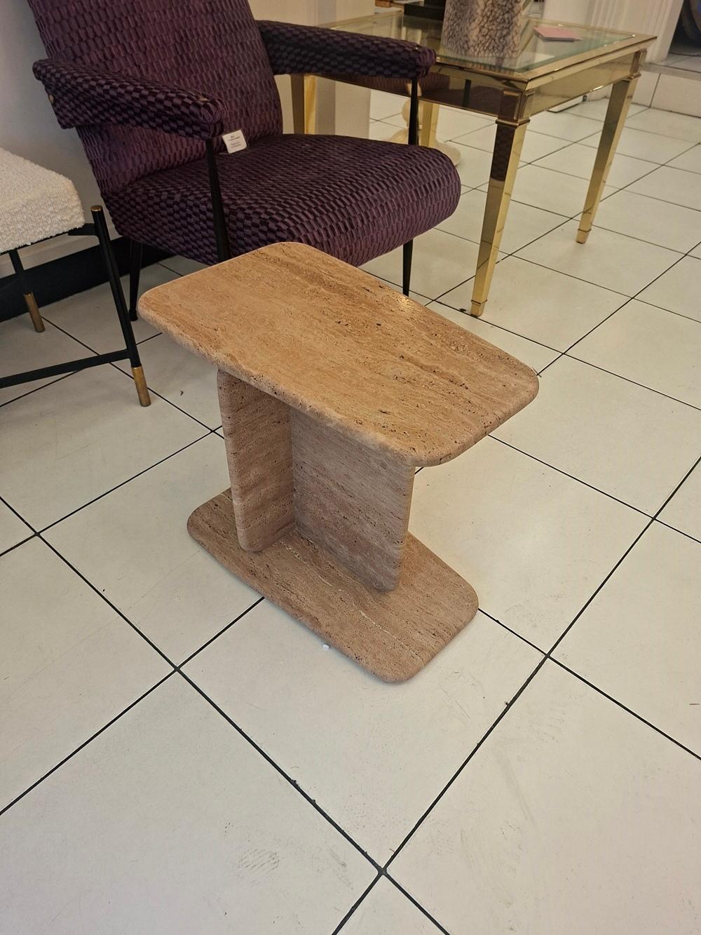 Pair of brown travertine end tables For Sale 3