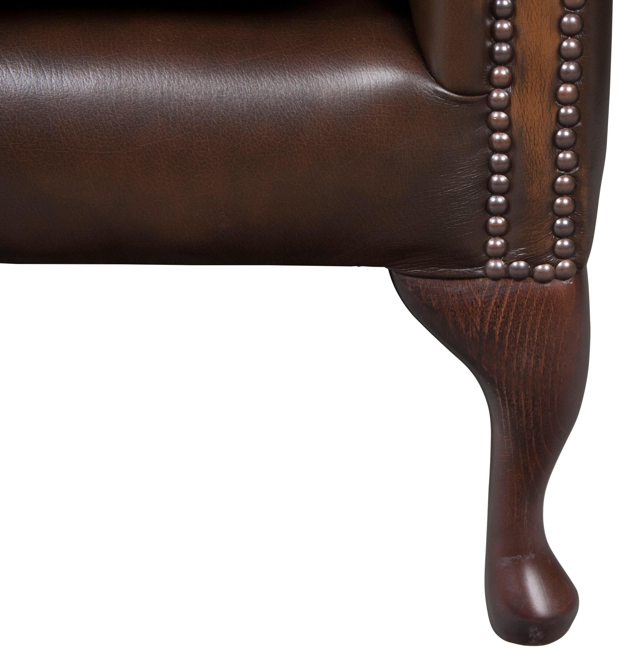 English Pair of Brown Tufted Leather Wingback Armchairs For Sale