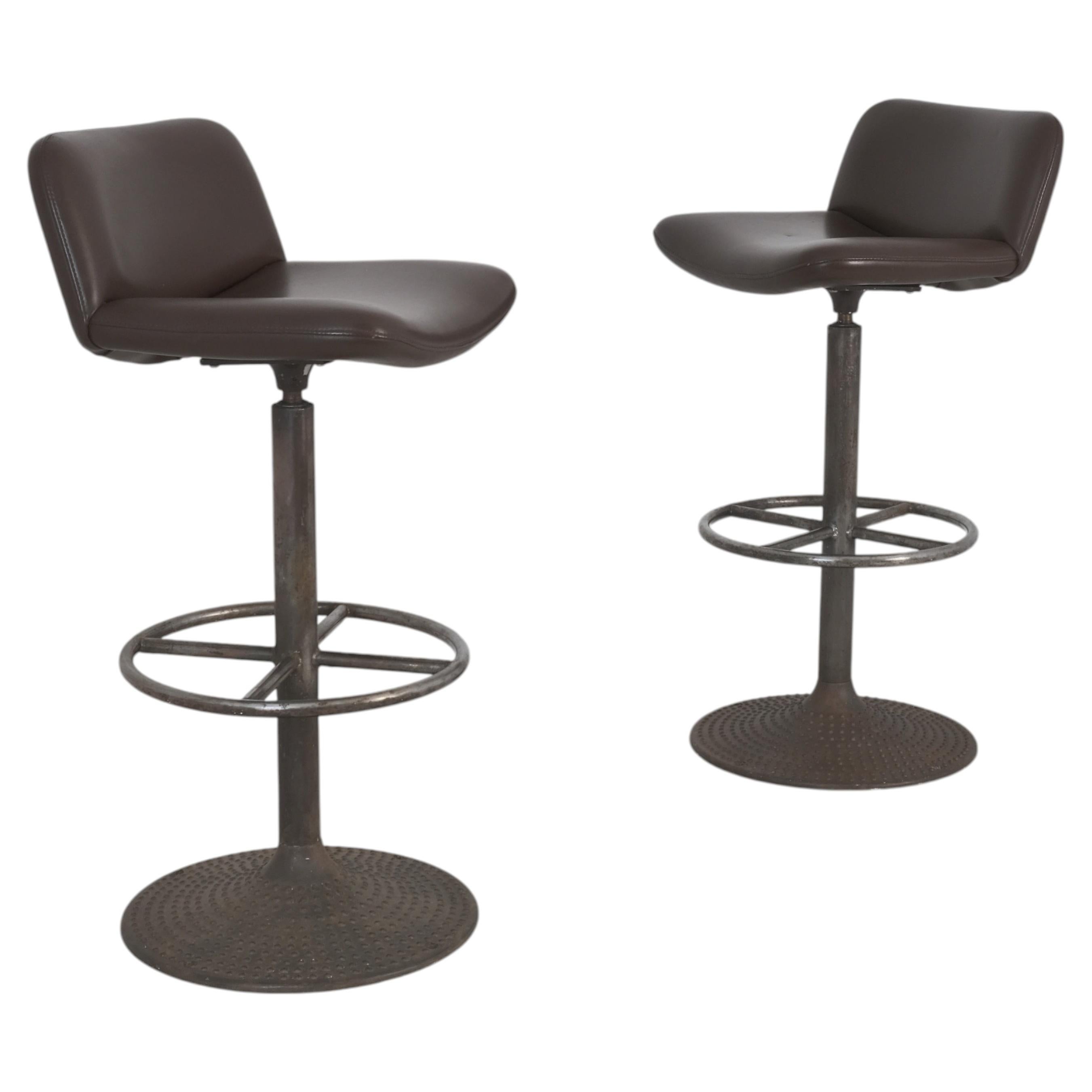 Pair of Brown Yrjö Kukkapuro Moderno Bar Stools, Finland 1960s