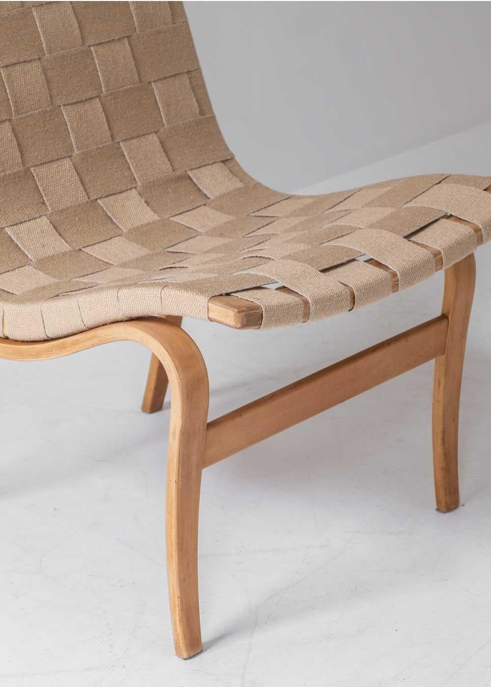 Milieu du XXe siècle Paire de fauteuils Bruno Mathsson modèle « Eva », production suédoise, 1960 en vente
