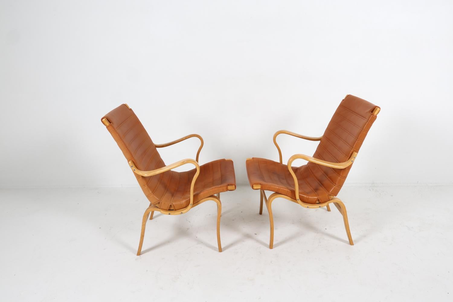 Mid-Century moderno Coppia di sedie da salotto 'Eva' in faggio e pelle Bruno Mathsson per DUX C. 1970 in vendita
