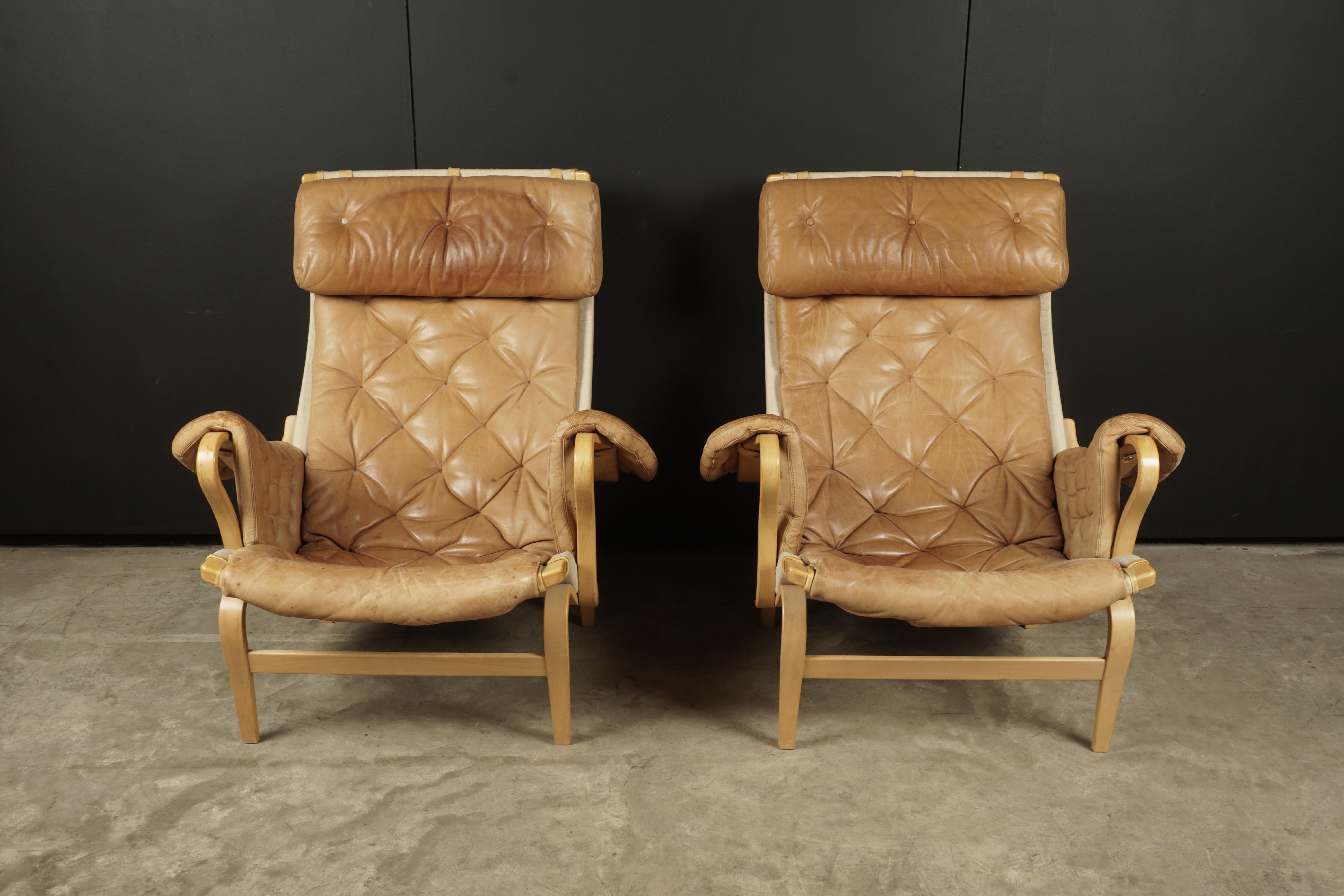 European Pair of Bruno Mathsson Pernilla Lounge Chairs, Sweden, 1980s