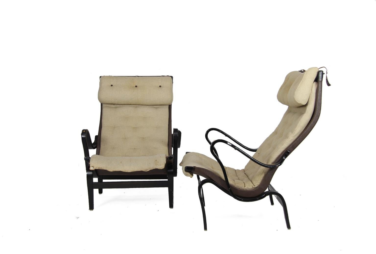 Mid-Century Modern Pair of Bruno Mathssons Pernilla Lounge Chairs, Black, Sweden, 1970s, Add Value