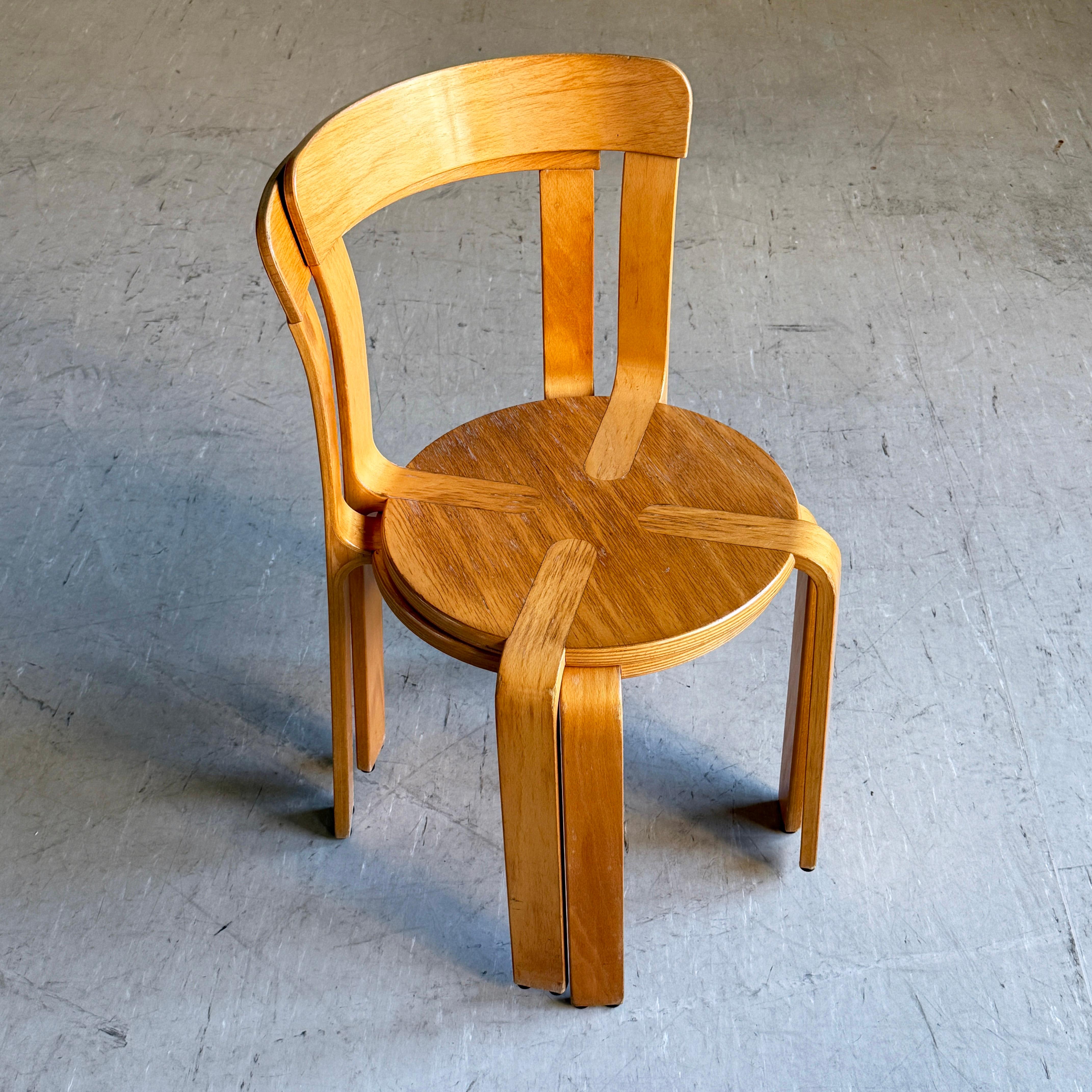 Svizzero Coppia di sedie da pranzo impilabili Bruno Rey per Dietiker, Svizzera, 1971 in vendita
