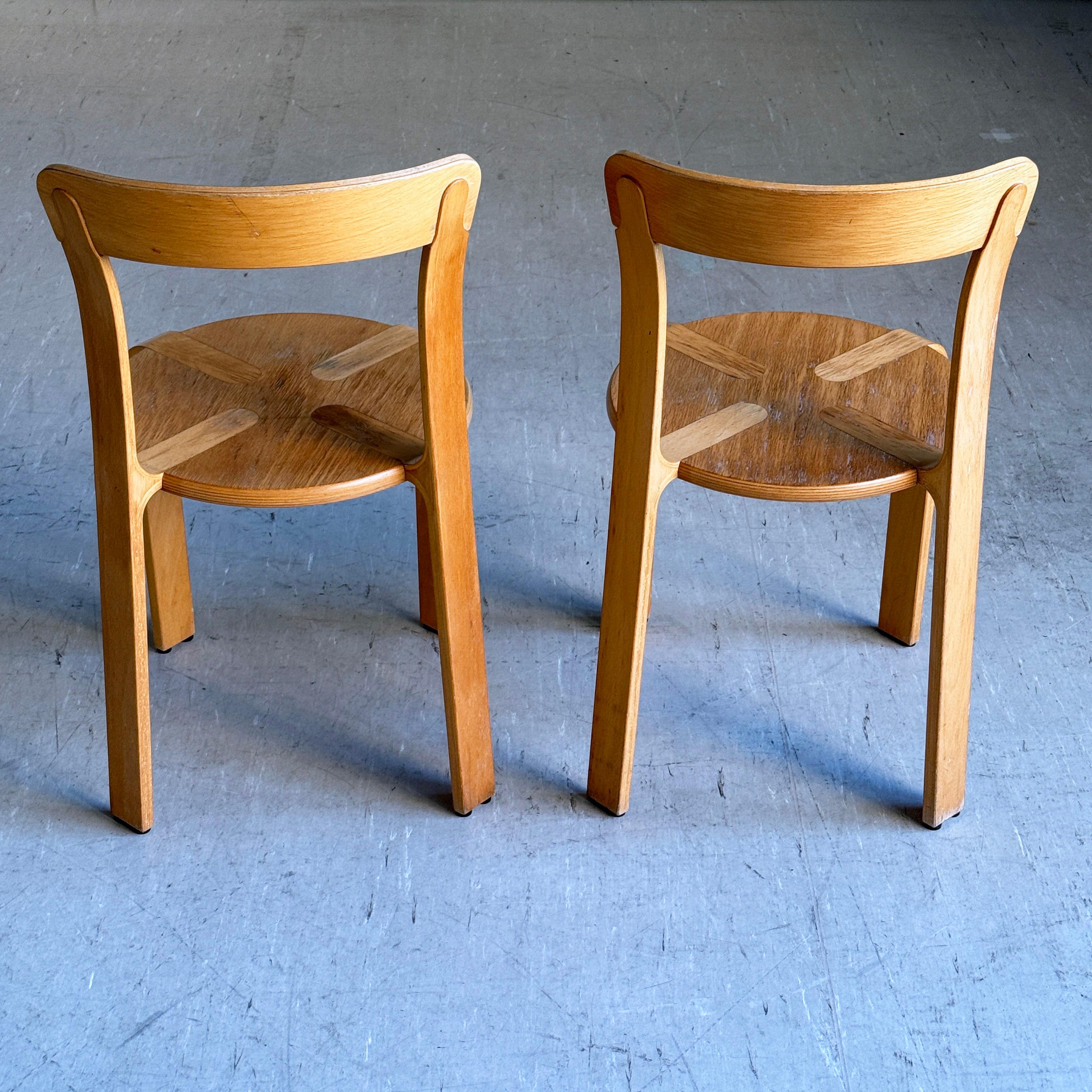 Coppia di sedie da pranzo impilabili Bruno Rey per Dietiker, Svizzera, 1971 in vendita 2