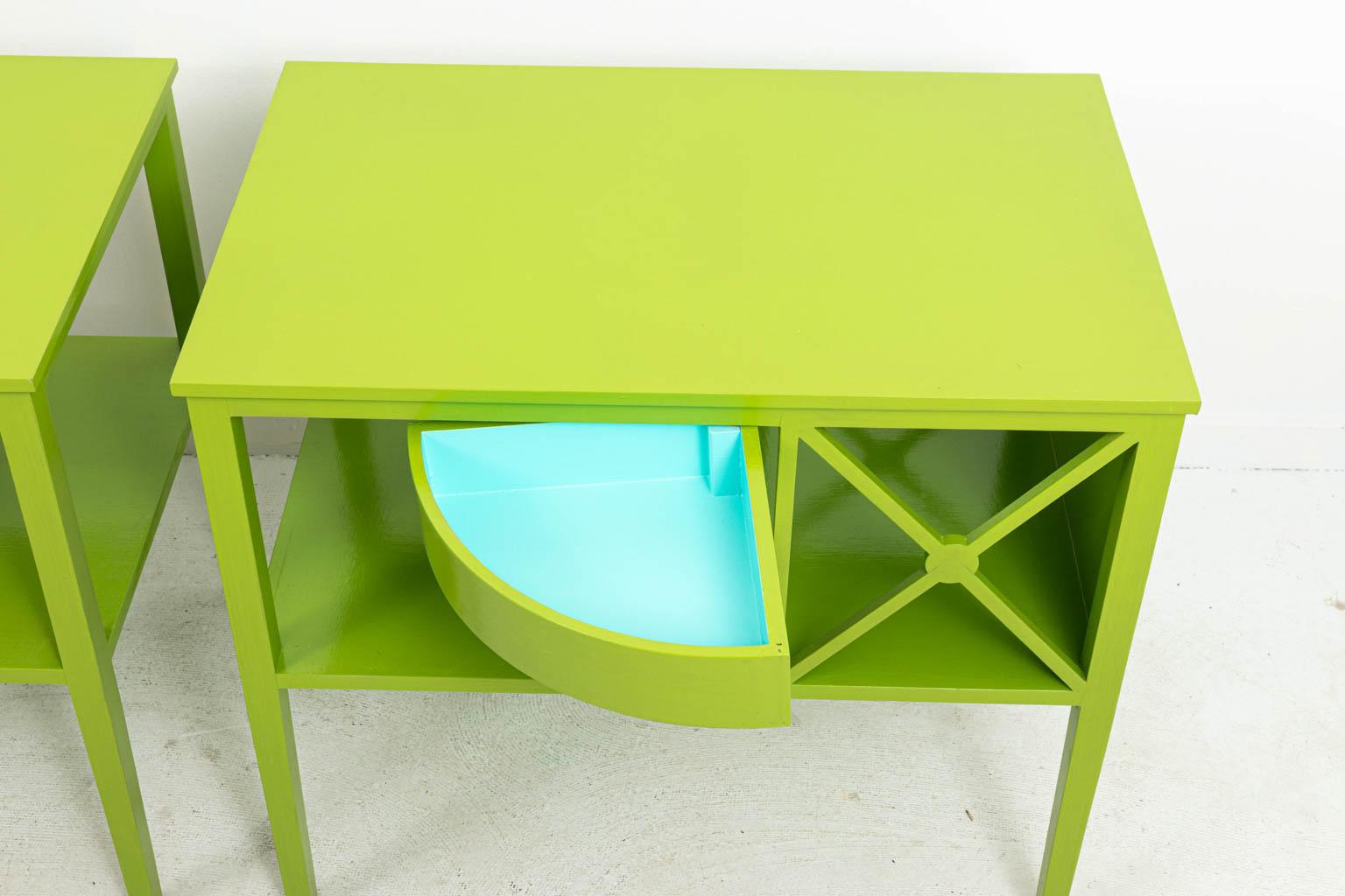 Pair of Brush Painted Green Modern Bedside Tables In Good Condition In Stamford, CT