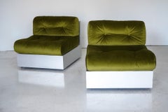 Pair of Brushed Aluminum and Velvet Chairs By Saporiti, Italy 1970s