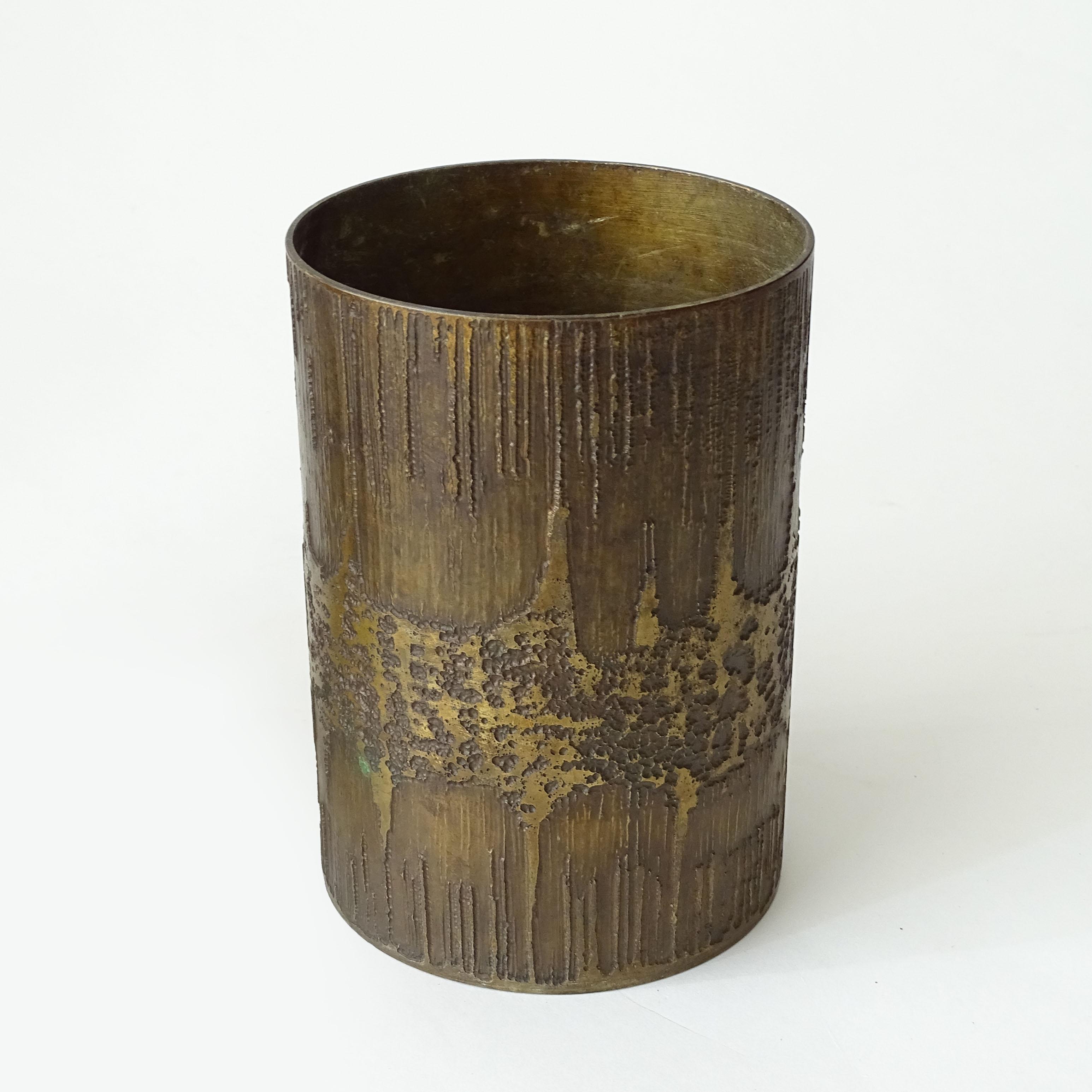 Mid-Century Modern Pair of Brutalist Acid Etched Brass Containers by Gallinaro, Italy, 1960s For Sale
