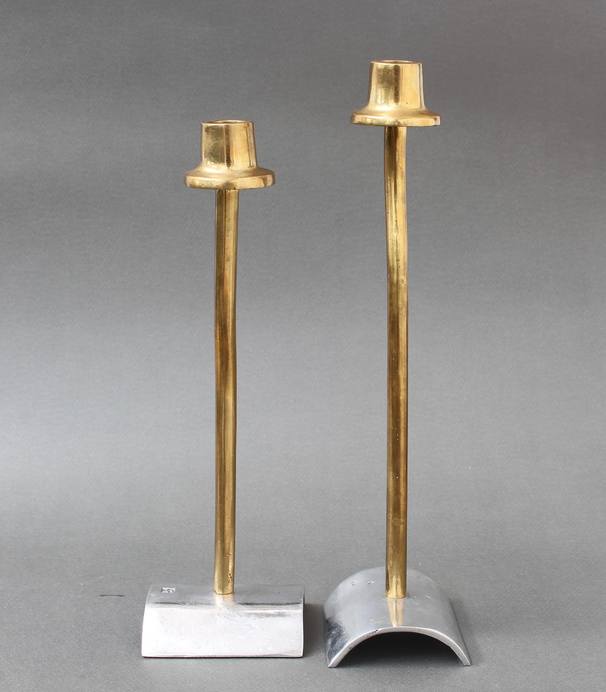 Pair of Brutalist Aluminium and Brass Candlesticks by David Marshall In Good Condition For Sale In London, GB