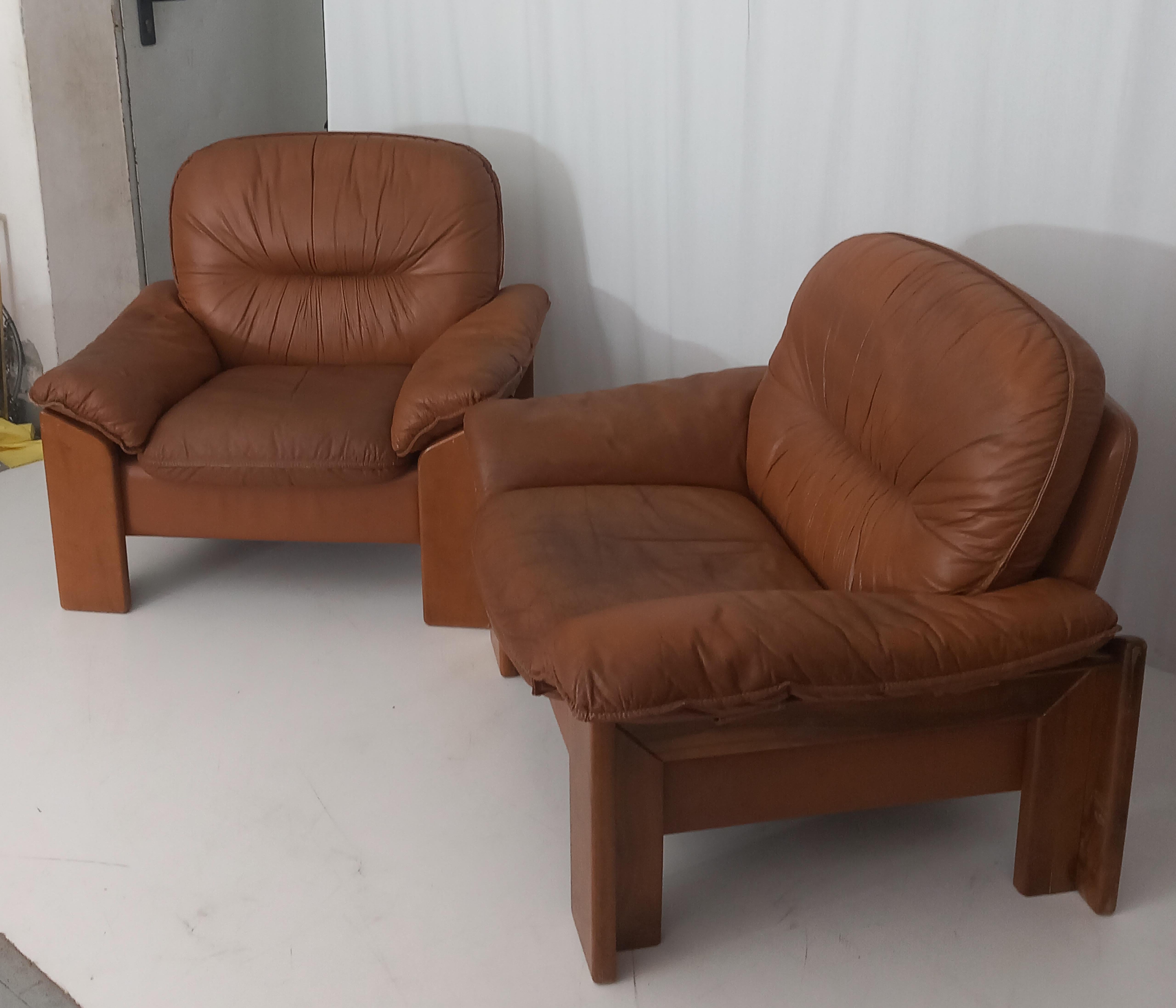 Pair of Brutalist Armchairs by Mobilgirgi, 1970s in vendita 8