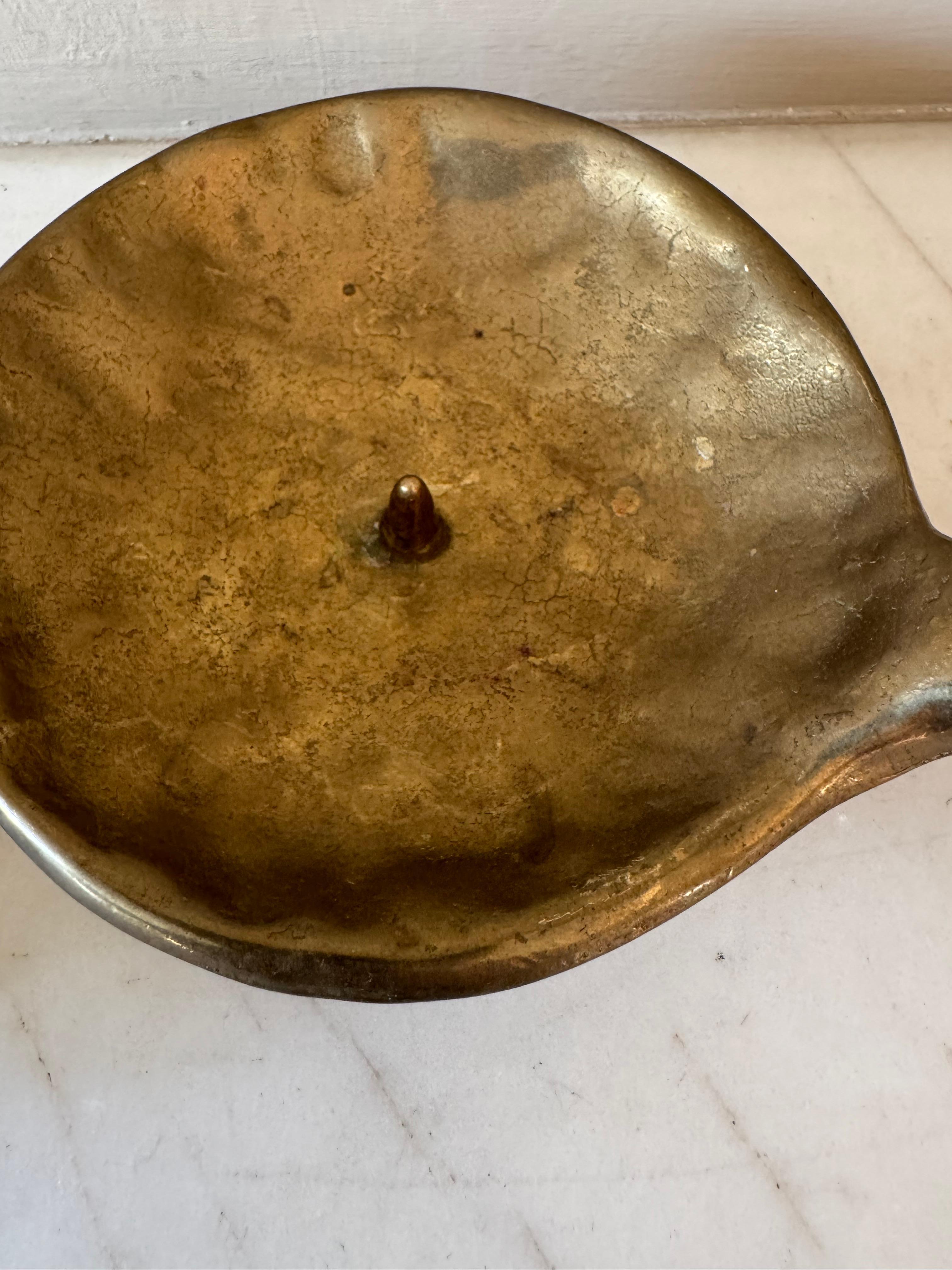 Pair of Brutalist bronze metal candleholders c.1960’s In Good Condition For Sale In London, GB