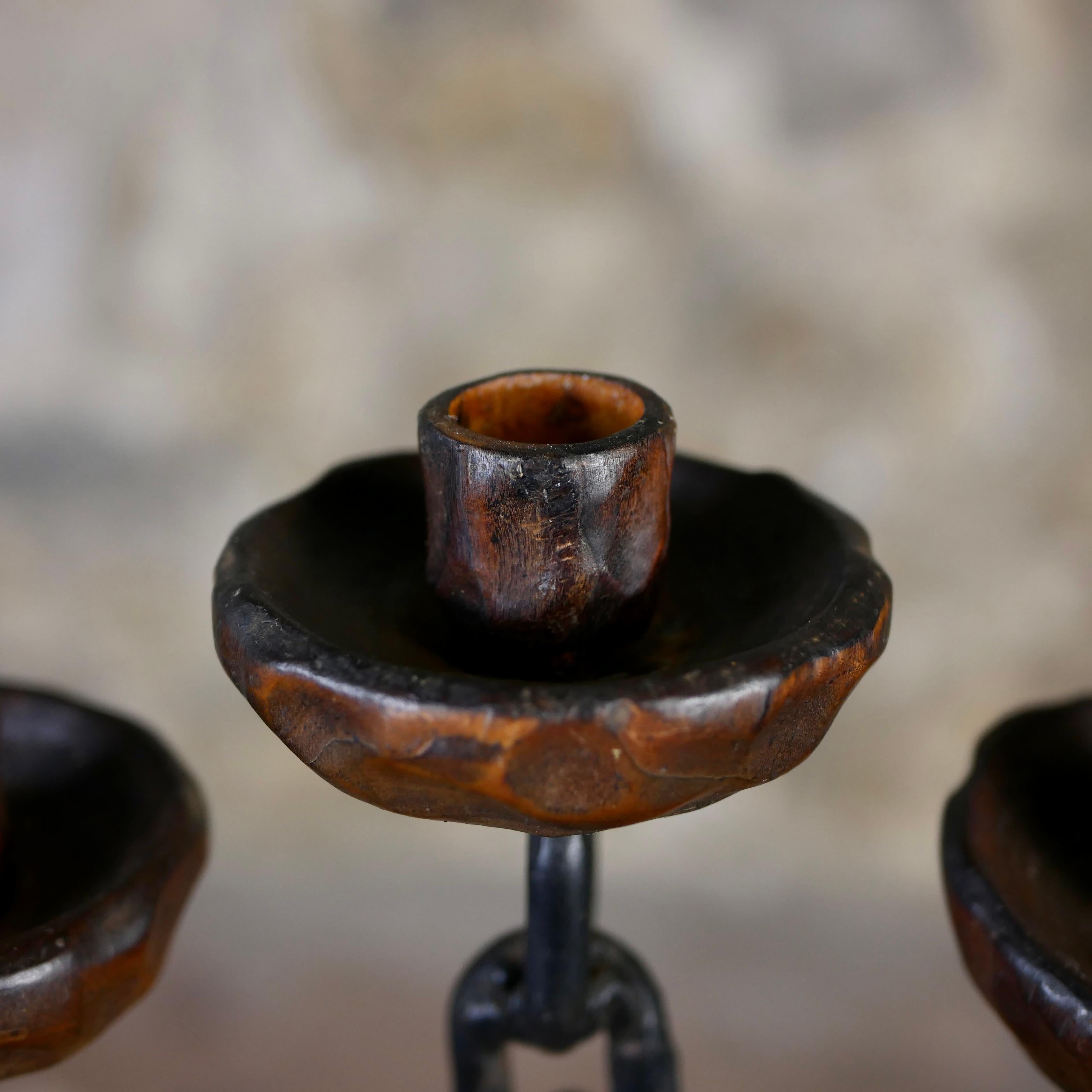 Pair of brutalist candlesticks in wood and wrought iron, Spain, 1970s For Sale 2