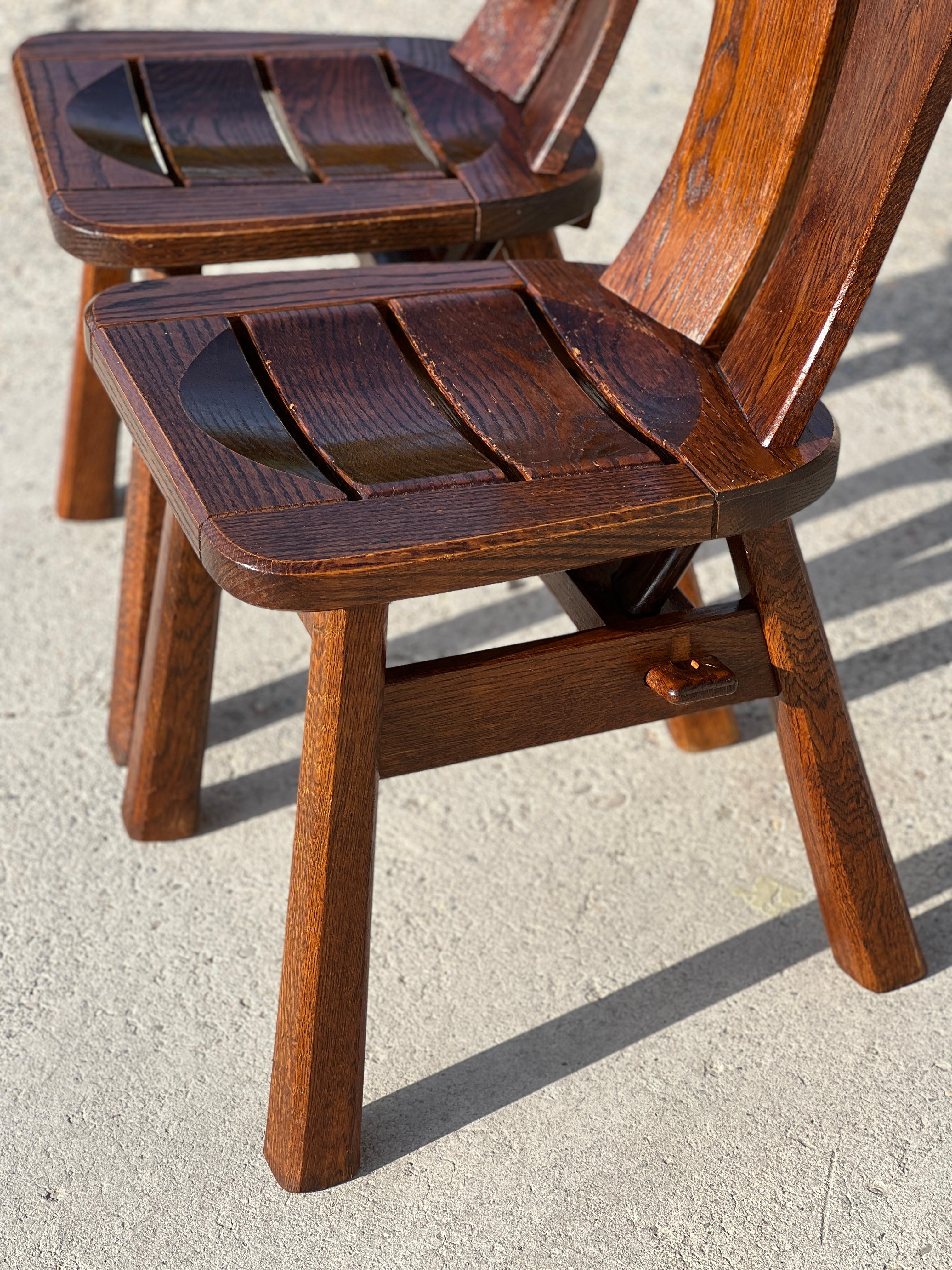 Pair of Brutalist Chairs in Solid Wood, 1940 In Fair Condition In Saint Rémy de Provence, FR