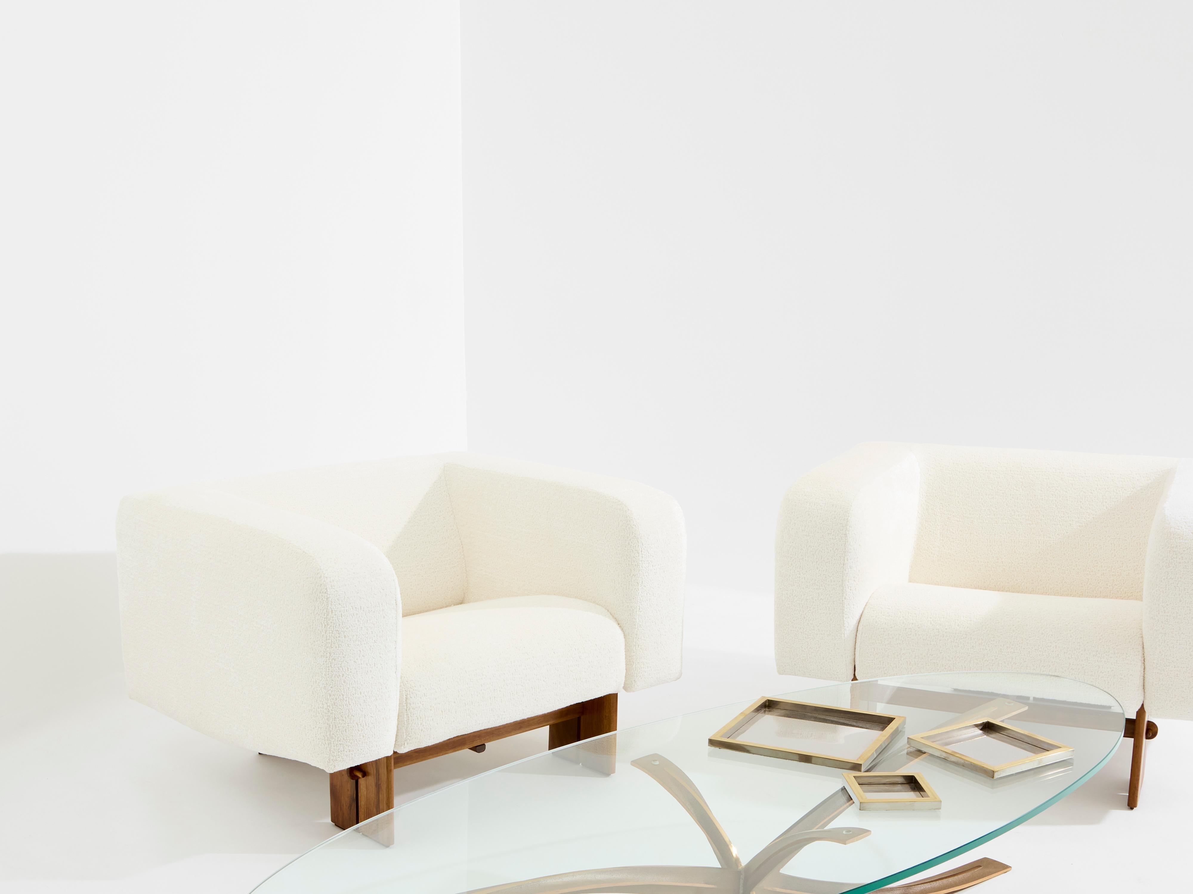 Pair of brutalist Italian armchairs walnut and chenille velvet 1960s For Sale 5