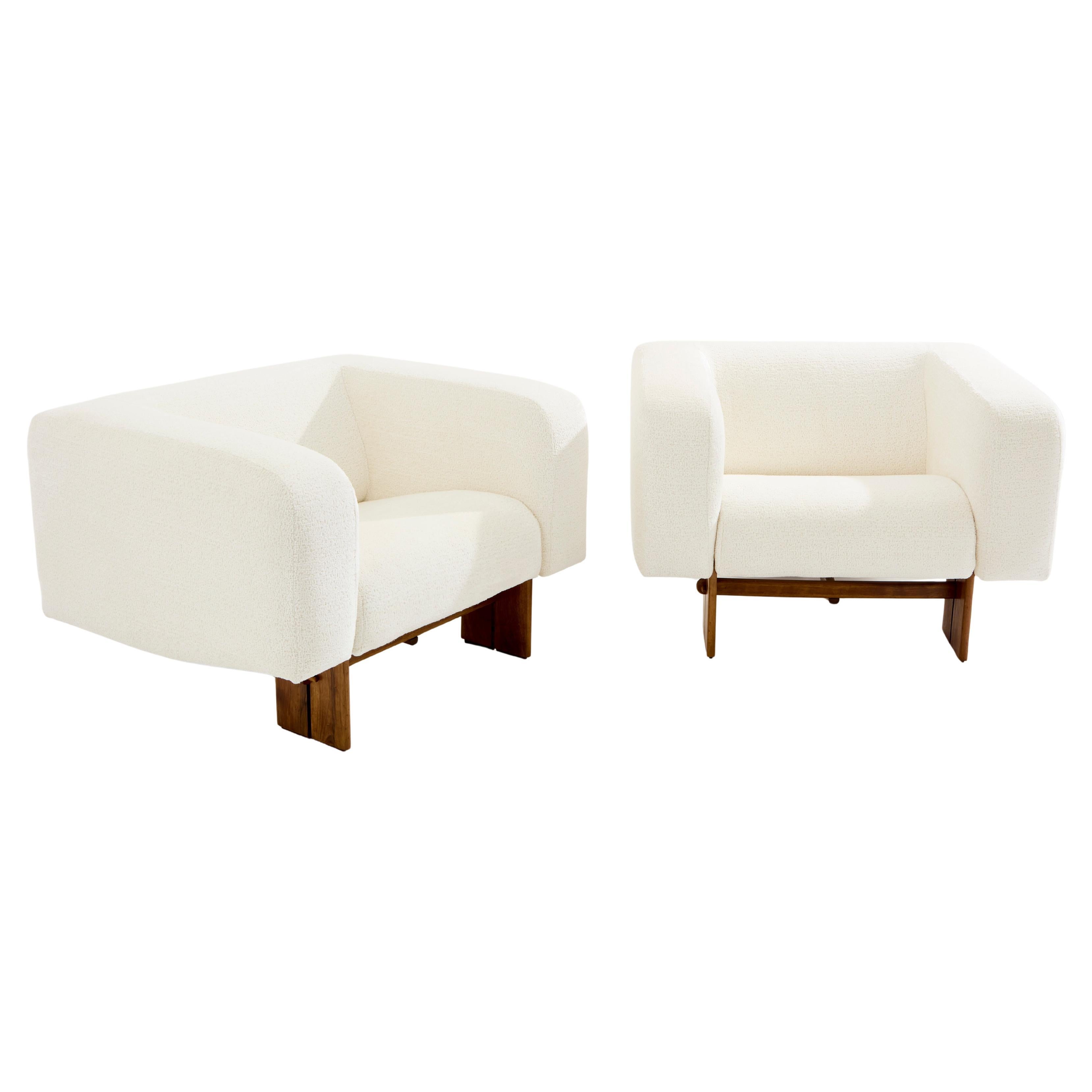 Pair of brutalist Italian armchairs walnut and chenille velvet 1960s For Sale