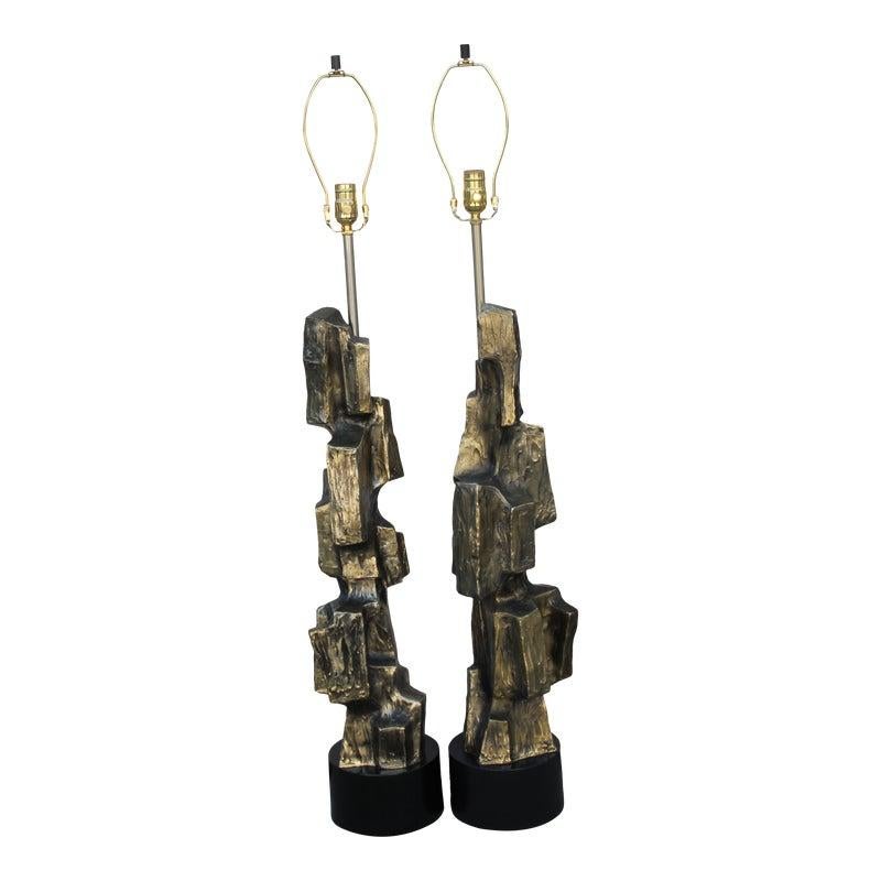 Pair of Brutalist lamps by Richard Barr and Harold Weiss (founder) for the Laurel Lamp Company, Newark, N.J. Lamps have been professionally rewired for 3-way light bulbs. Base is 7