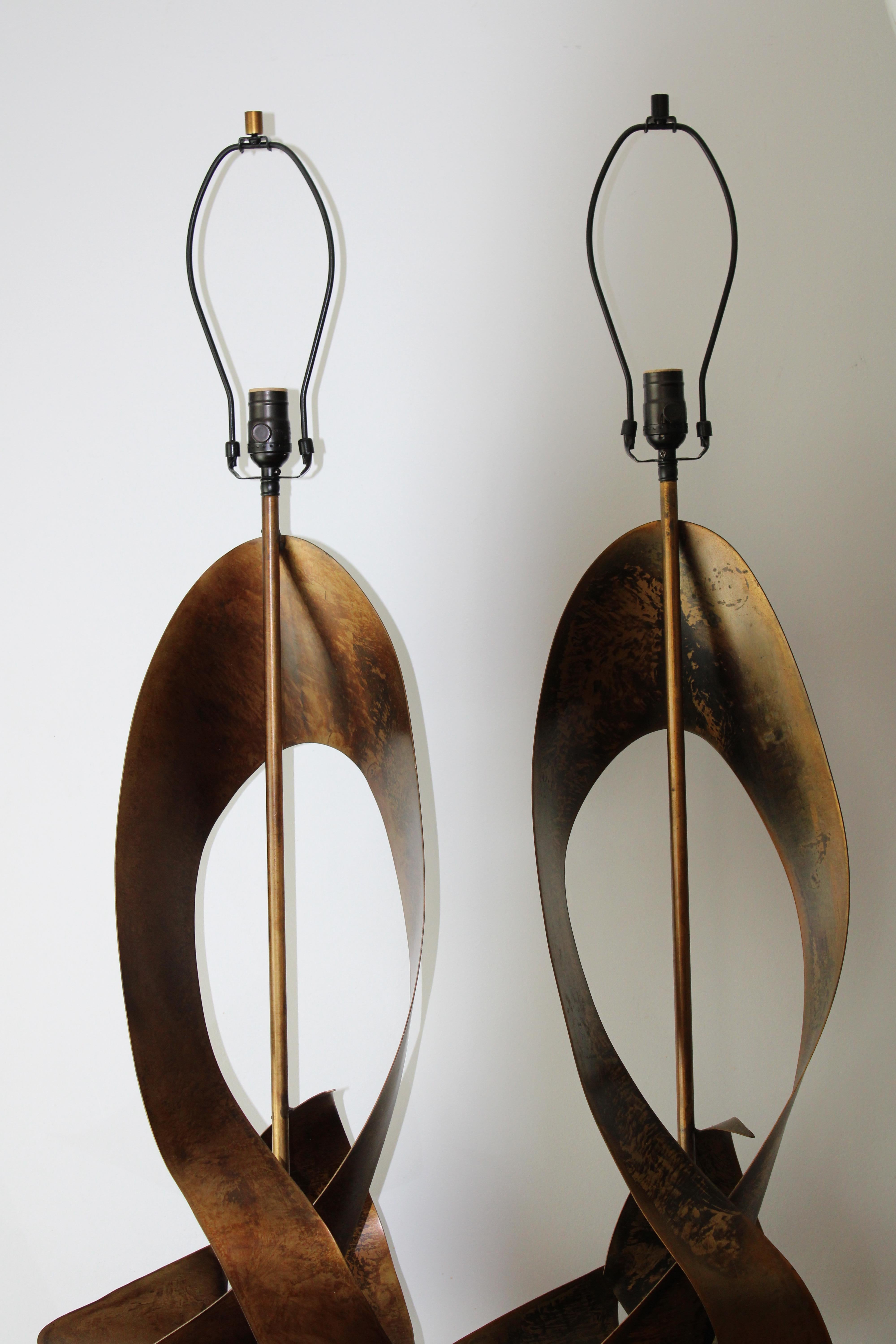 Mid-Century Modern Pair of Brutalist Lamps by Richard Barr and Harold Weiss for the Laurel Lamp Co For Sale