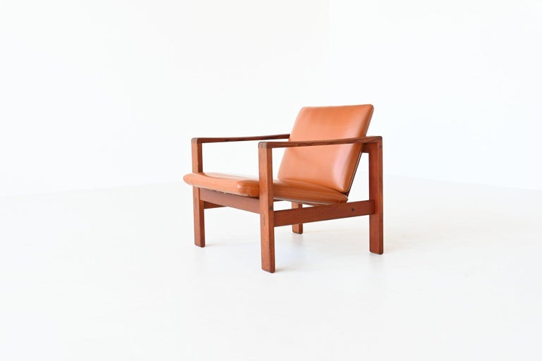 Pair of Brutalist Lounge Chairs Pine Wood, The Netherlands, 1960 8