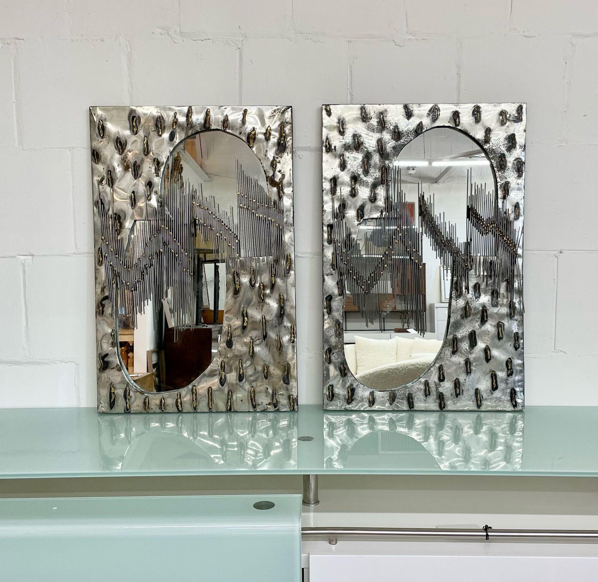 Pair of Brutalist Mid-Century Modern Paul Evans Style Mirrors, Wall / Console In Good Condition In Stamford, CT