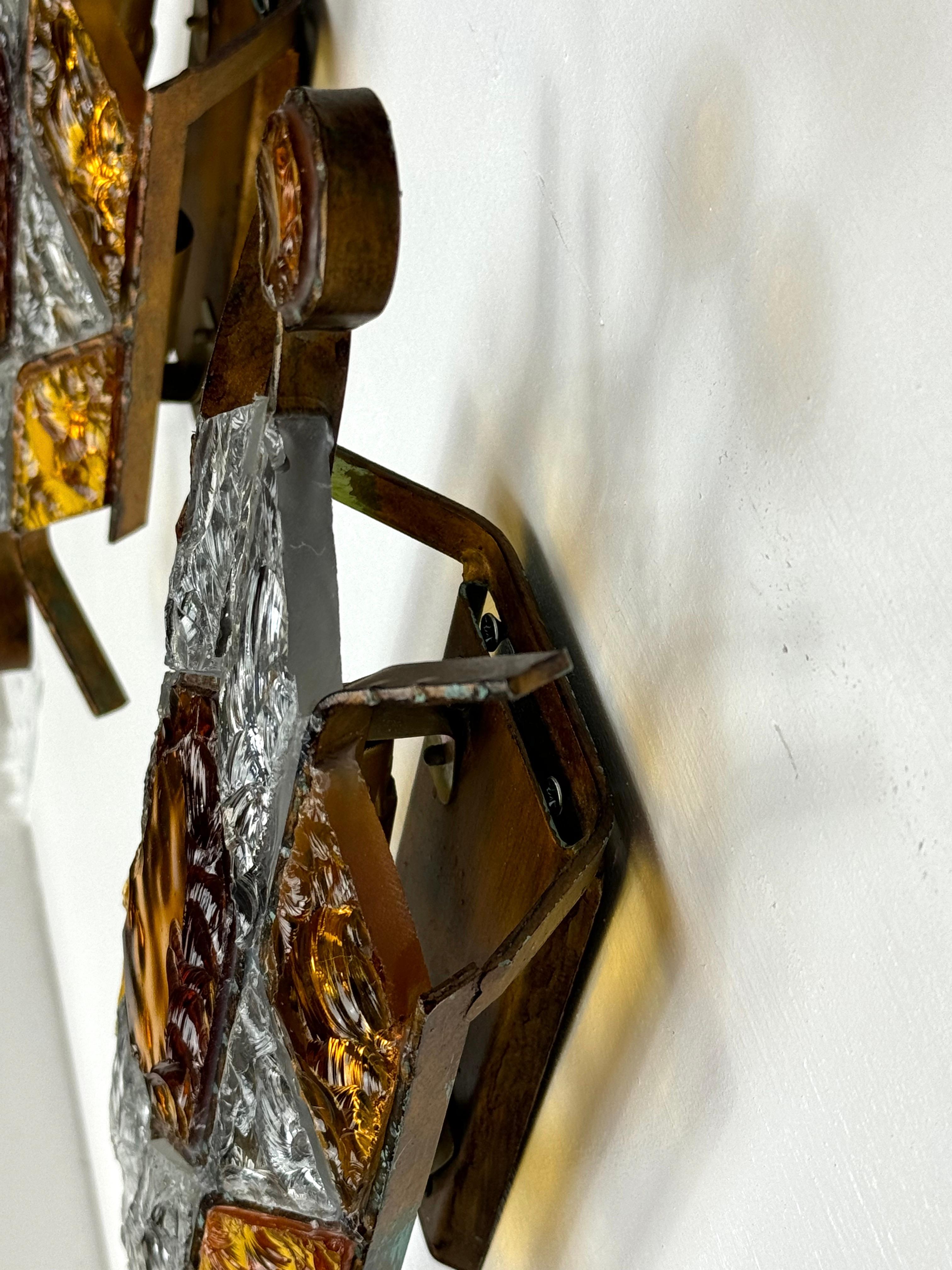 Pair of brutalist murano glass sconces by Poliarte. Italy 1970s. For Sale 3