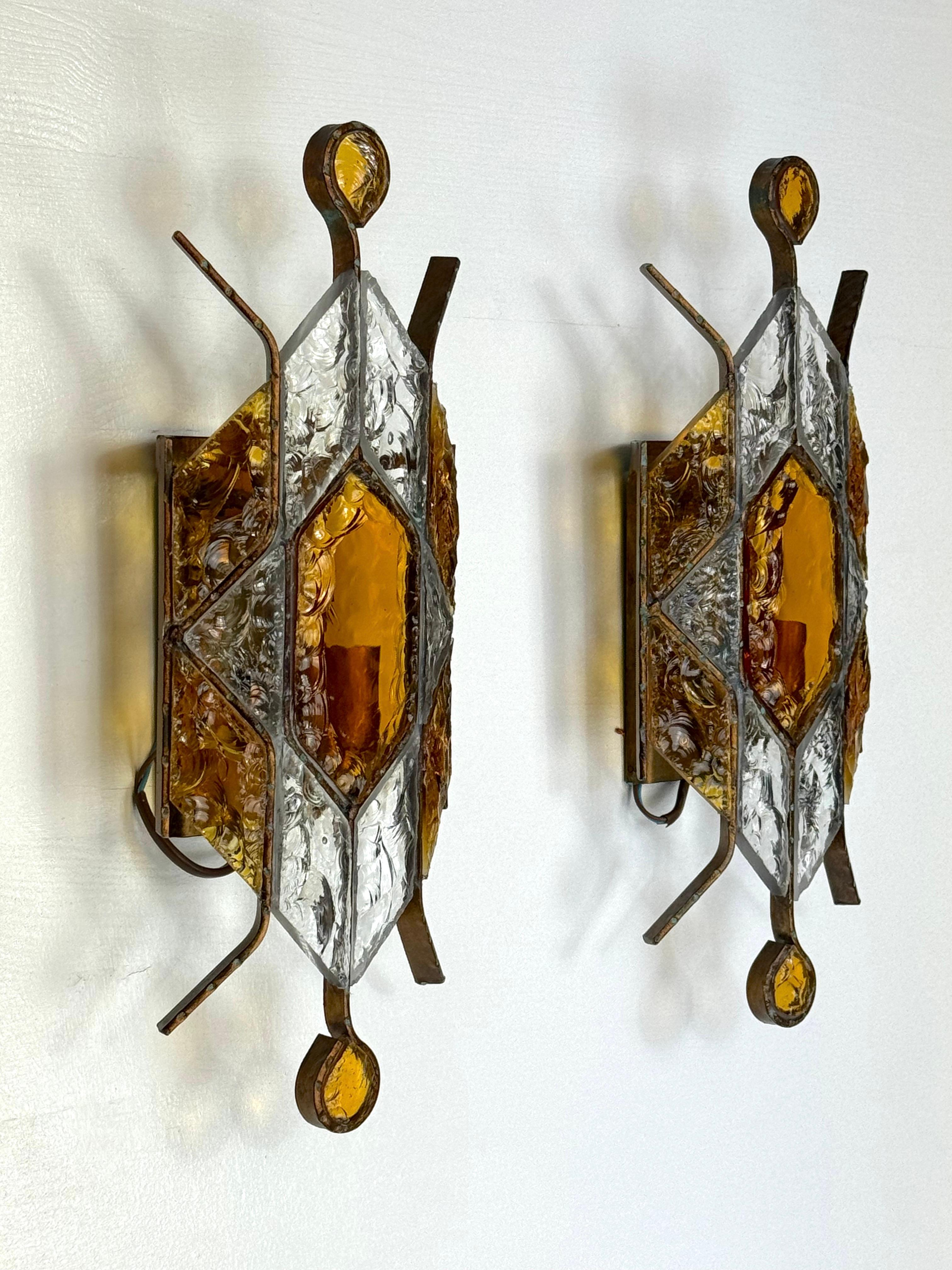 Mid-Century Modern Pair of brutalist murano glass sconces by Poliarte. Italy 1970s. For Sale