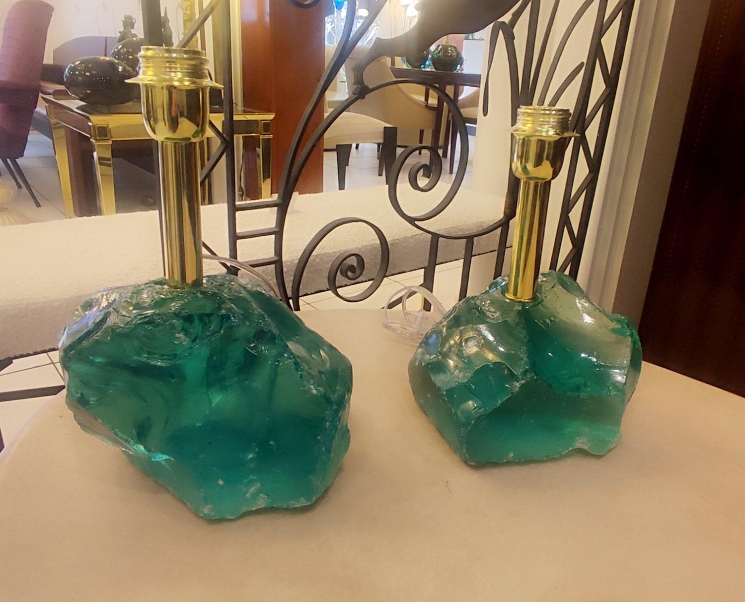 XXIe siècle et contemporain Paire de lampes de table brutalistes en verre de Murano en vente