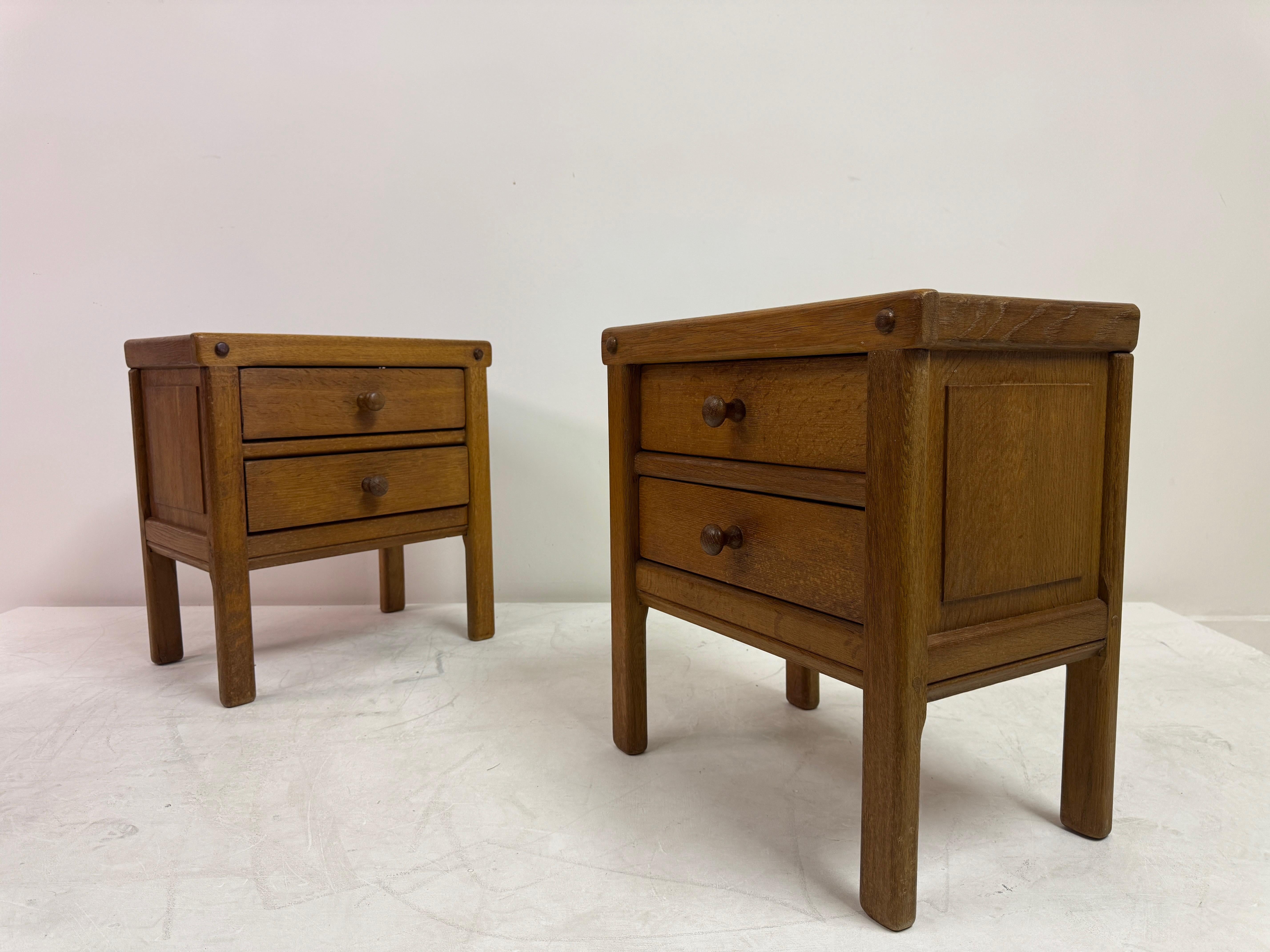 Coppia di comodini brutalisti in Oak, anni '60 in vendita 8