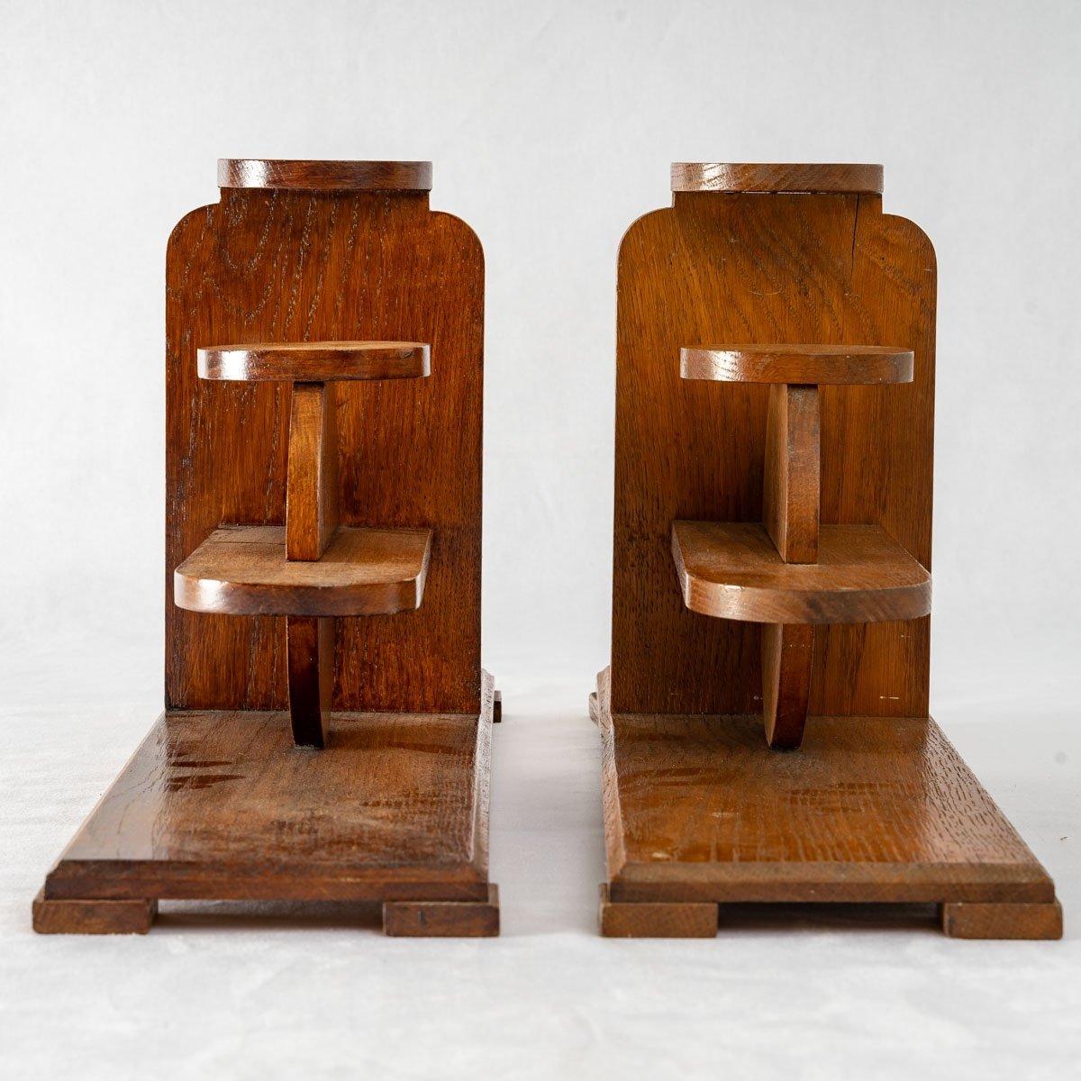 Pair of Brutalist Shelves , Attributed to Audoux-Minet, Varnished Oak , XXth In Excellent Condition For Sale In CRÉTEIL, FR