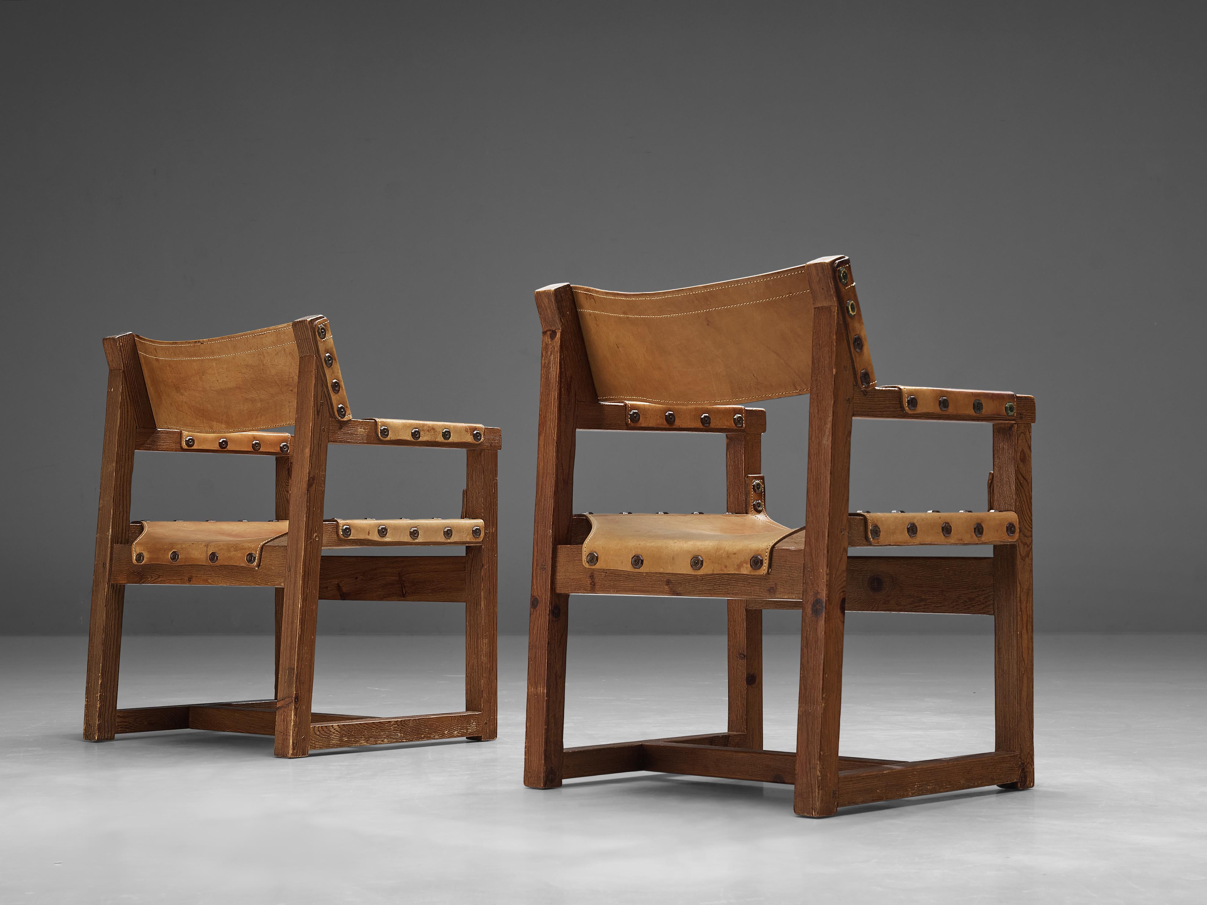 Pair of Brutalist Spanish Biosca Chairs in Leather 3